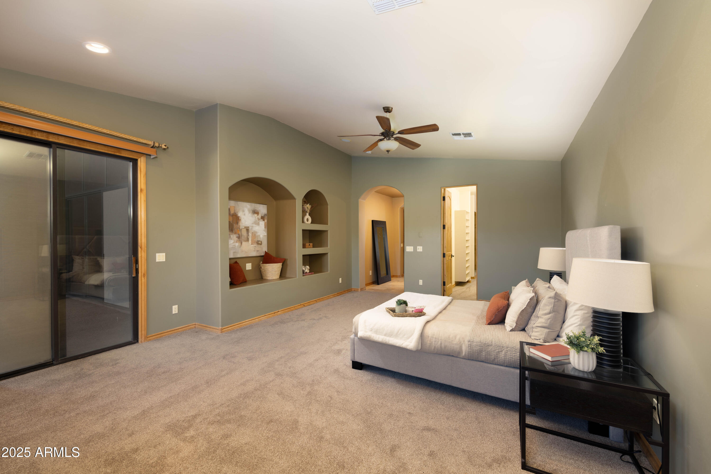 6646 E LONE MOUNTAIN Road