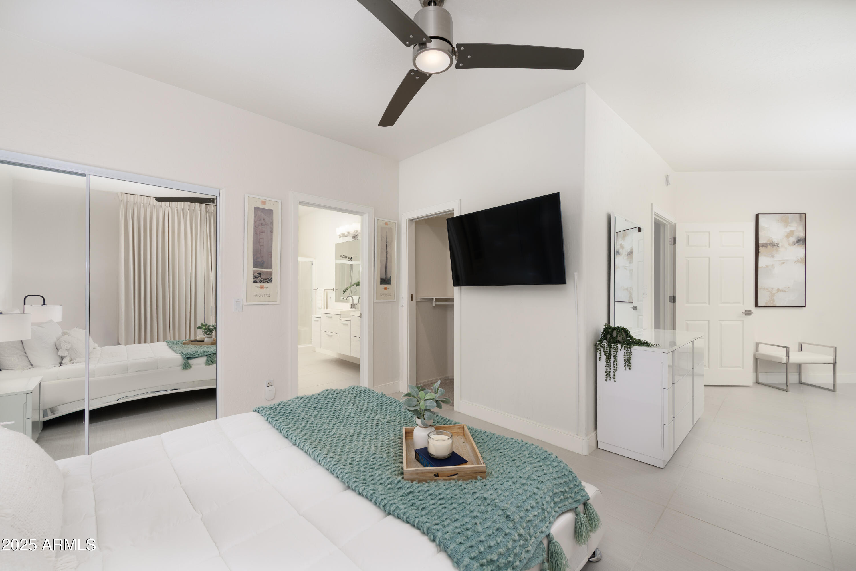 5450 E MCLELLAN Road 204