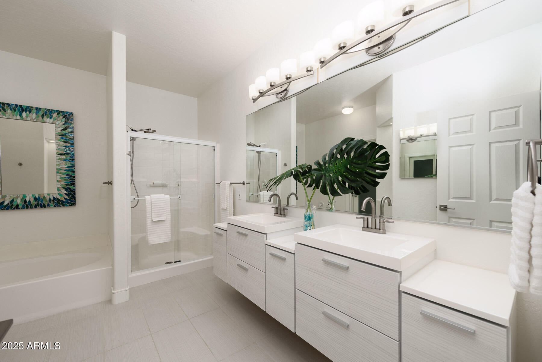 5450 E MCLELLAN Road G204