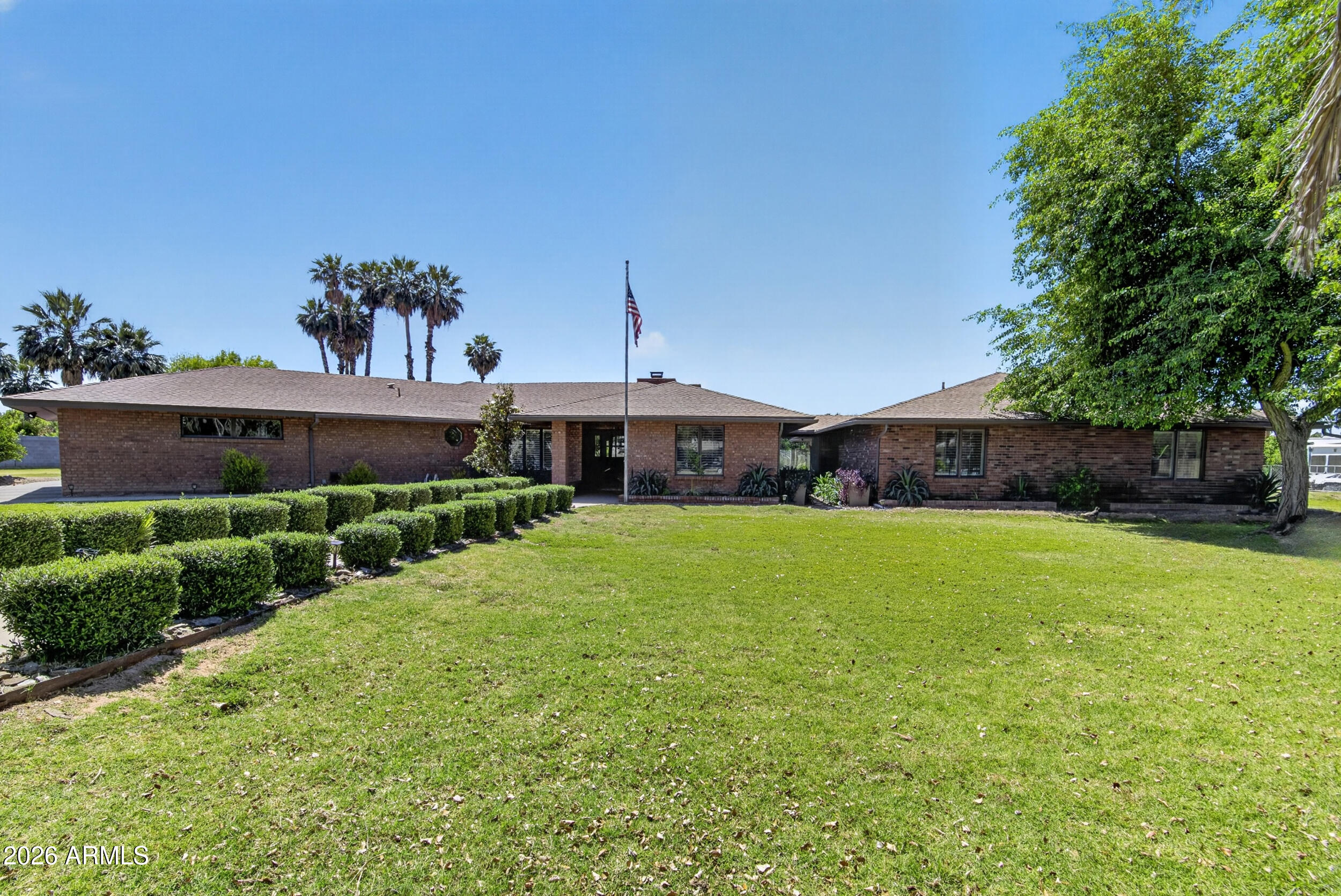 4041 E HERMOSA VISTA Drive