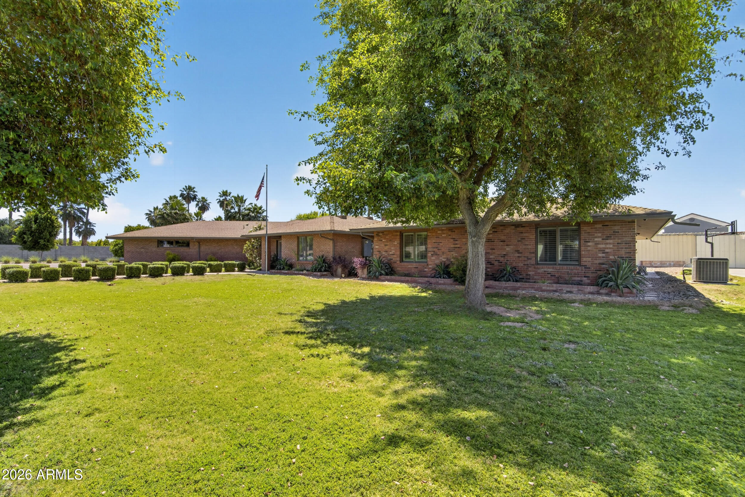 4041 E HERMOSA VISTA Drive