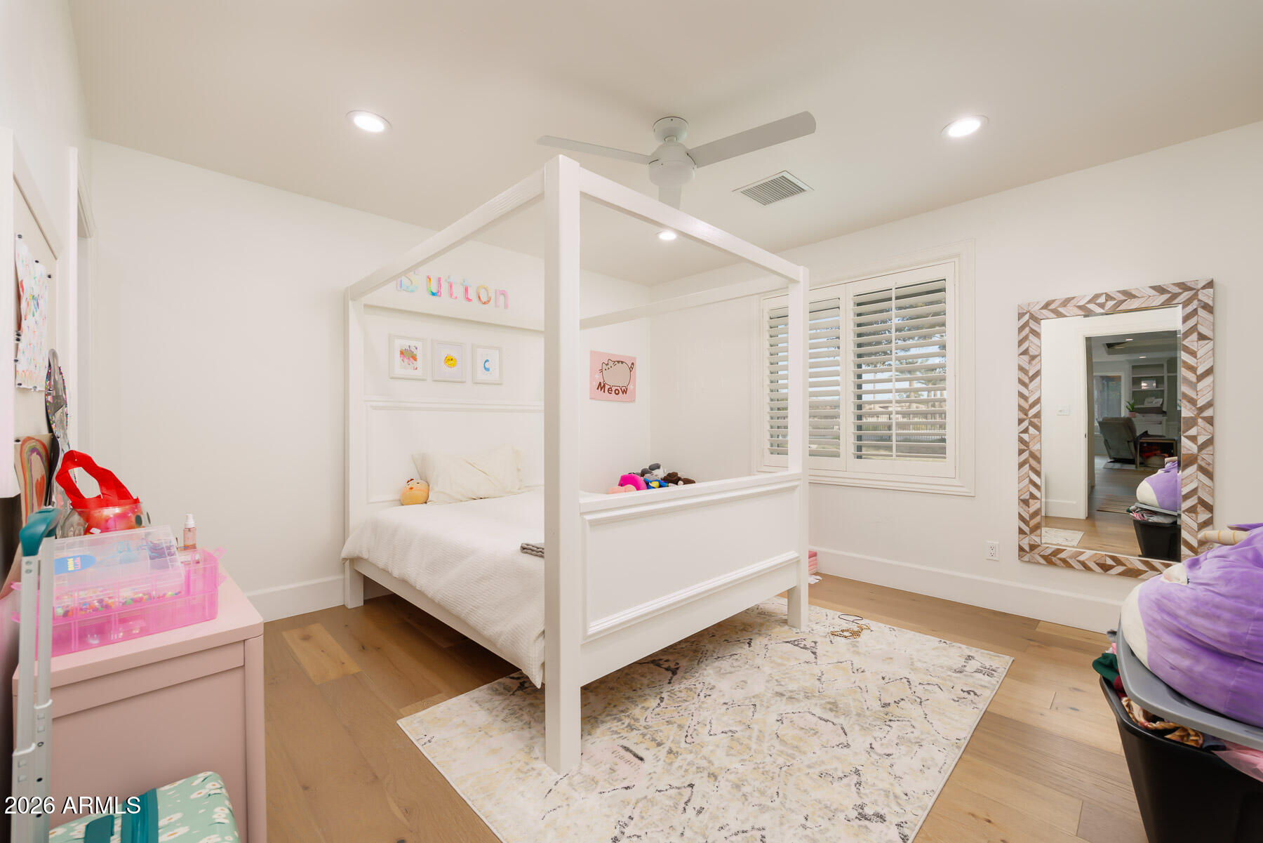 4041 E HERMOSA VISTA Drive