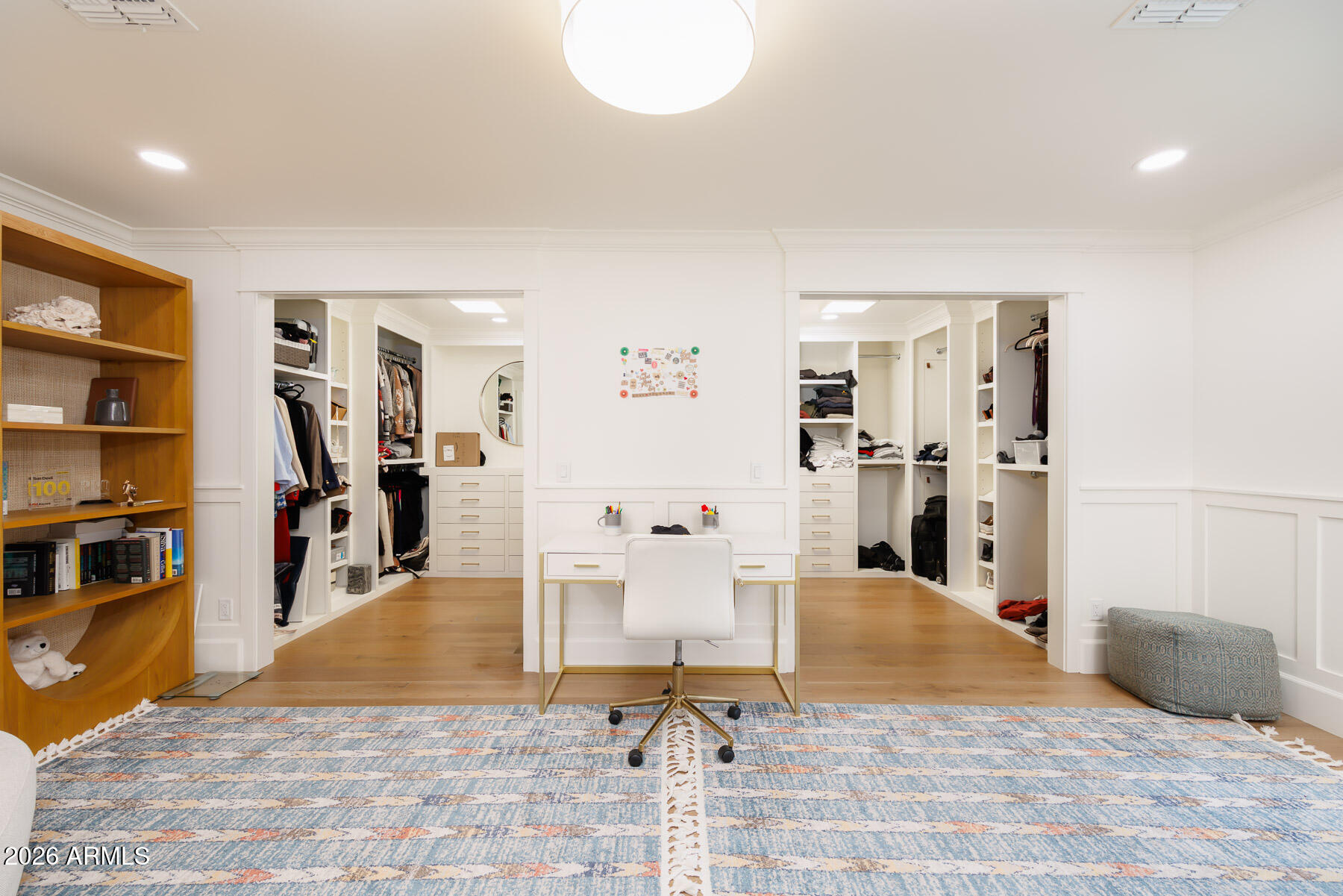 4041 E HERMOSA VISTA Drive