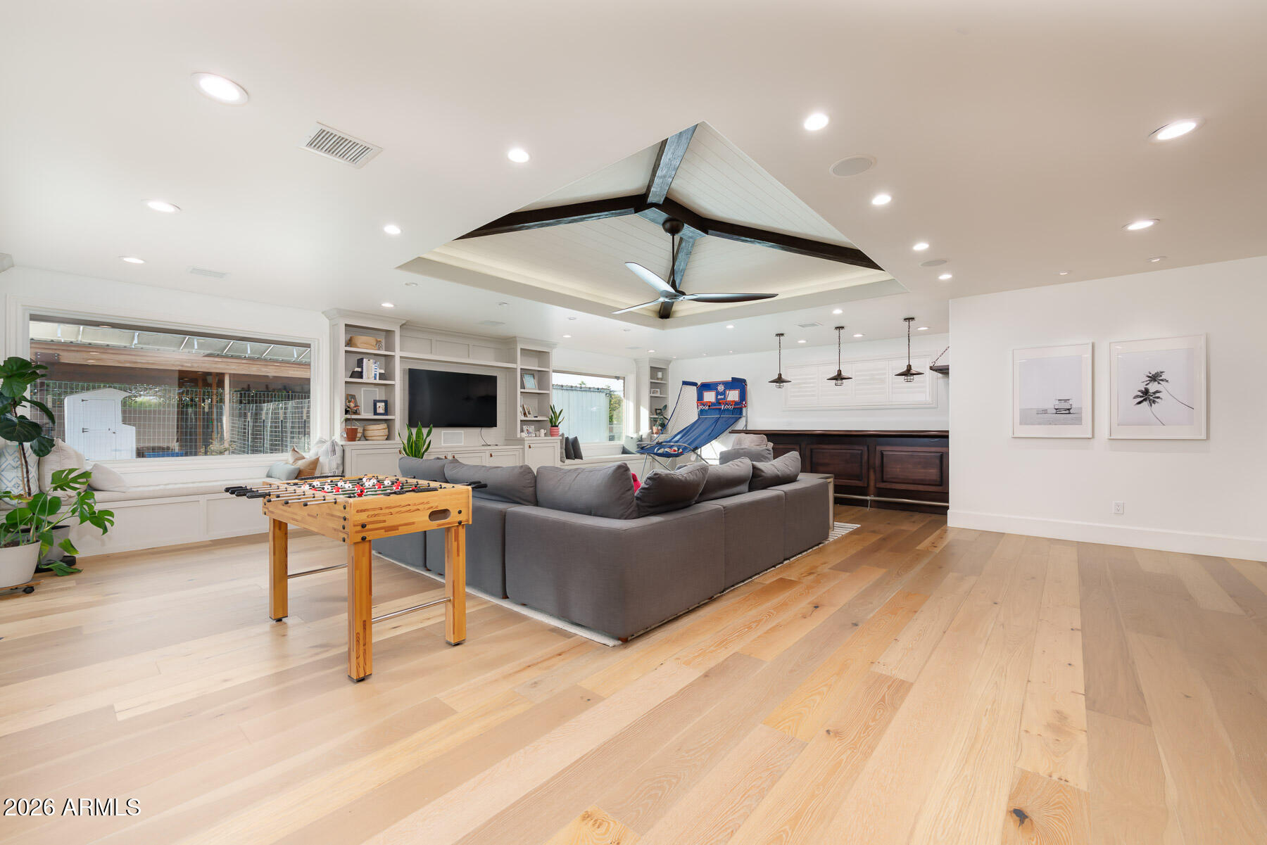 4041 E HERMOSA VISTA Drive