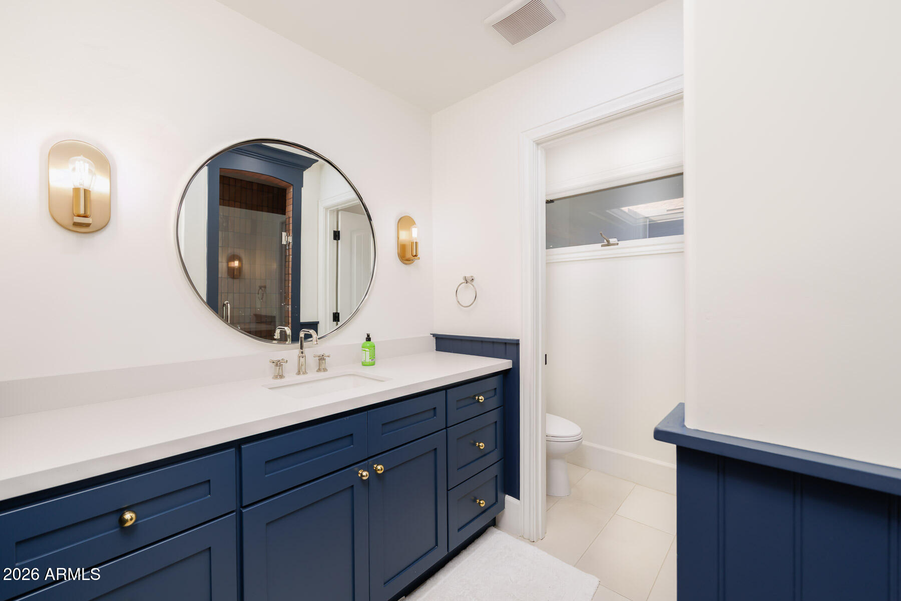 4041 E HERMOSA VISTA Drive