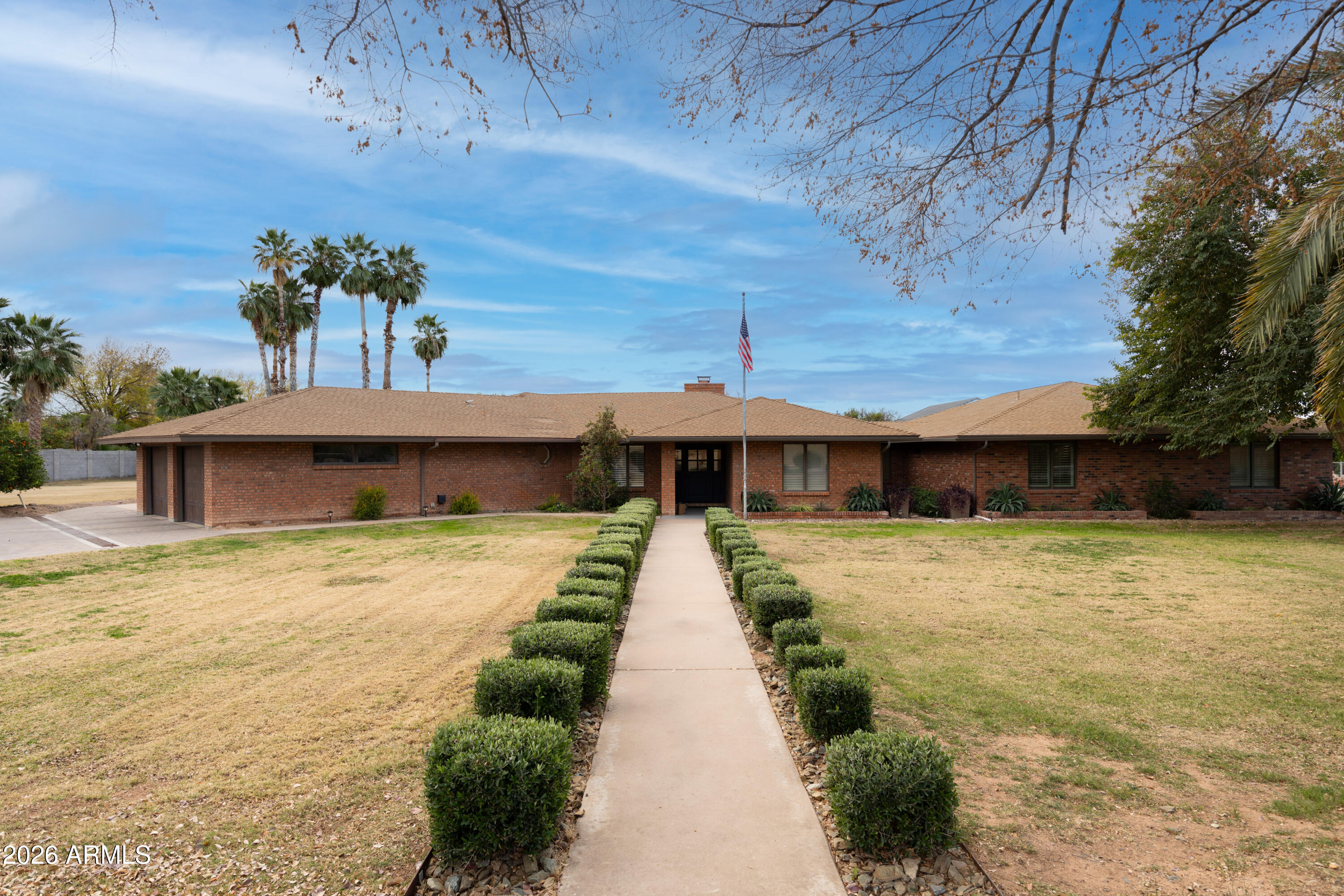 4041 E HERMOSA VISTA Drive