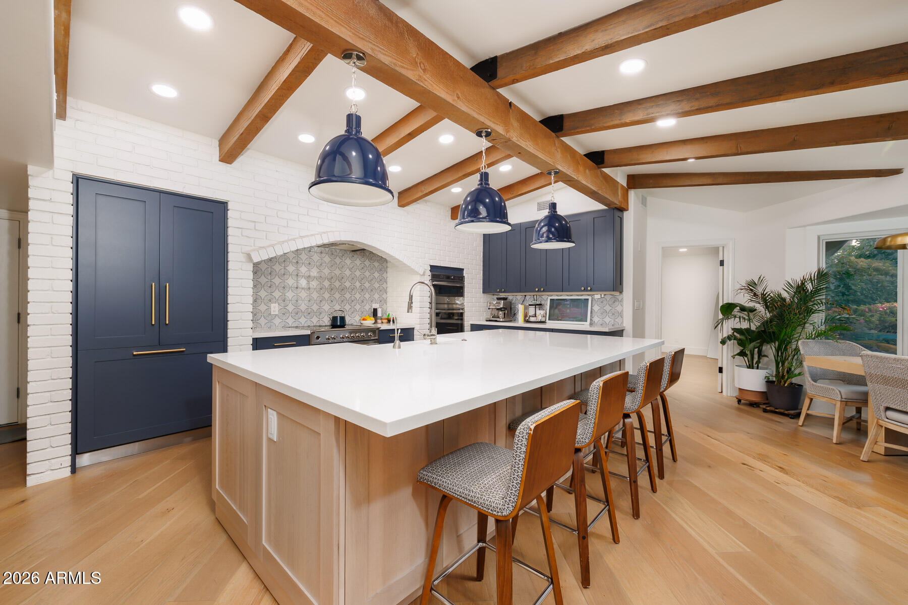 4041 E HERMOSA VISTA Drive