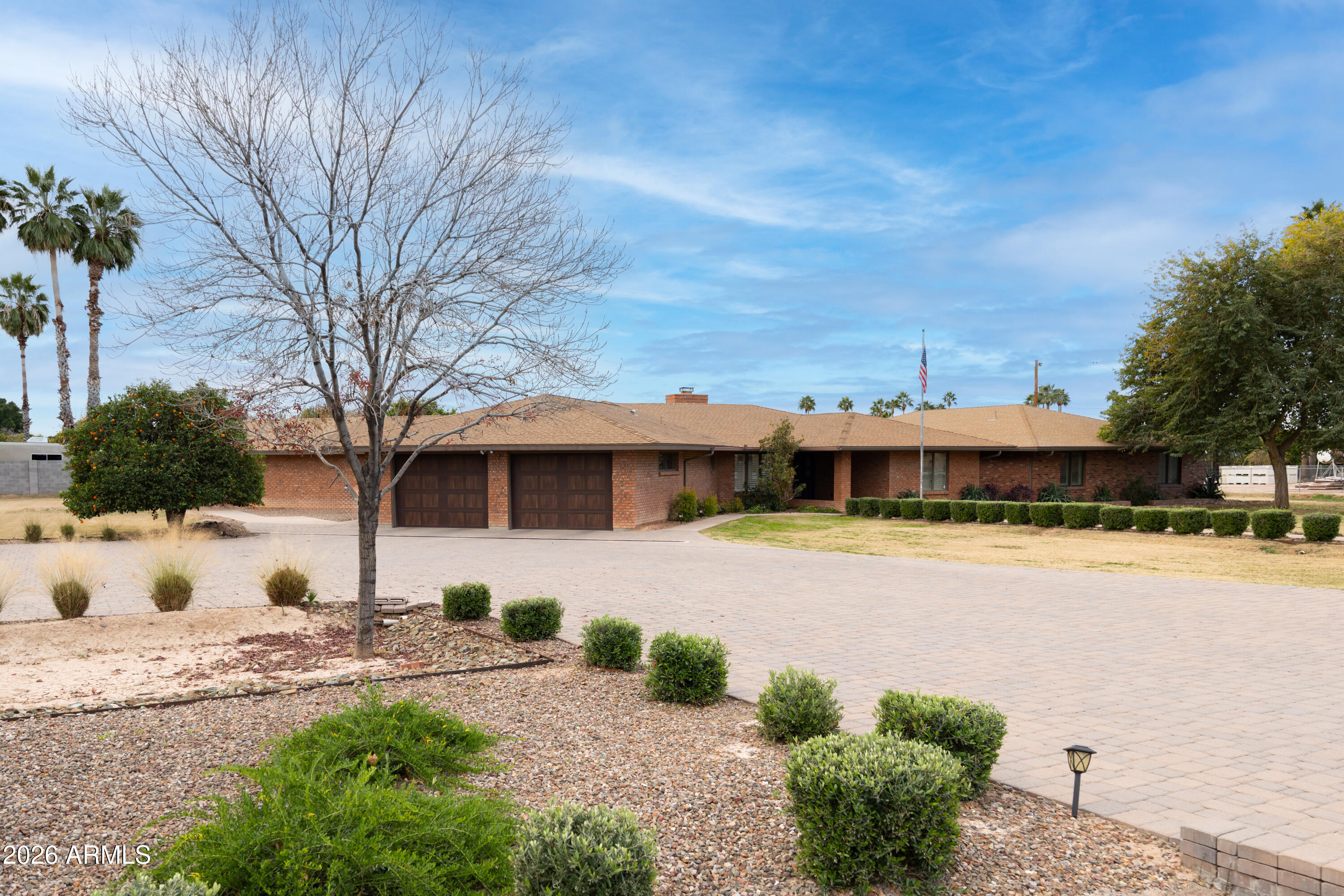 4041 E HERMOSA VISTA Drive