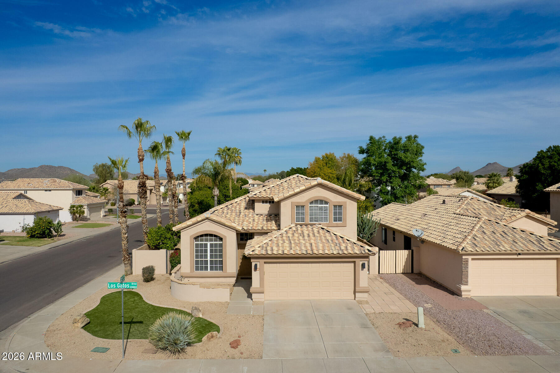 7452 W LOS GATOS Drive