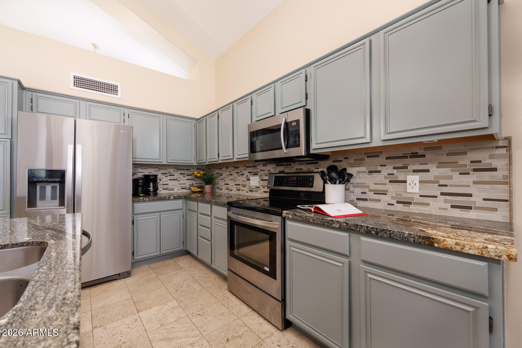 7452 W LOS GATOS Drive