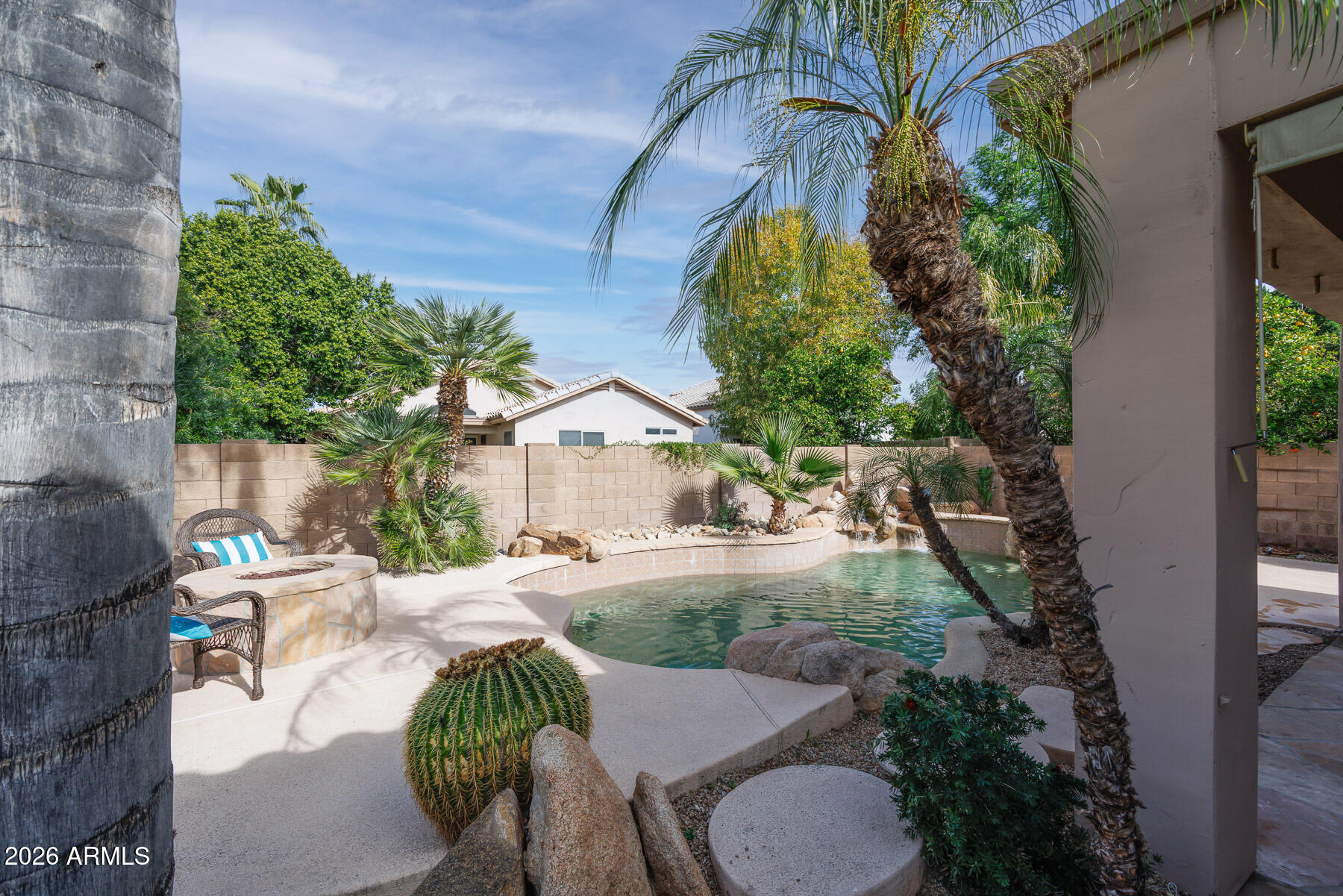 7452 W LOS GATOS Drive