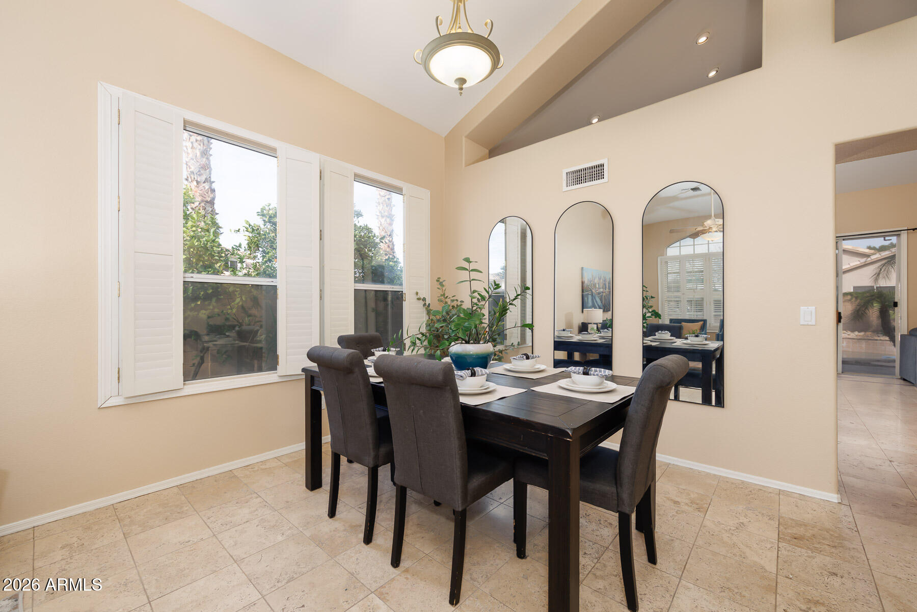 7452 W LOS GATOS Drive