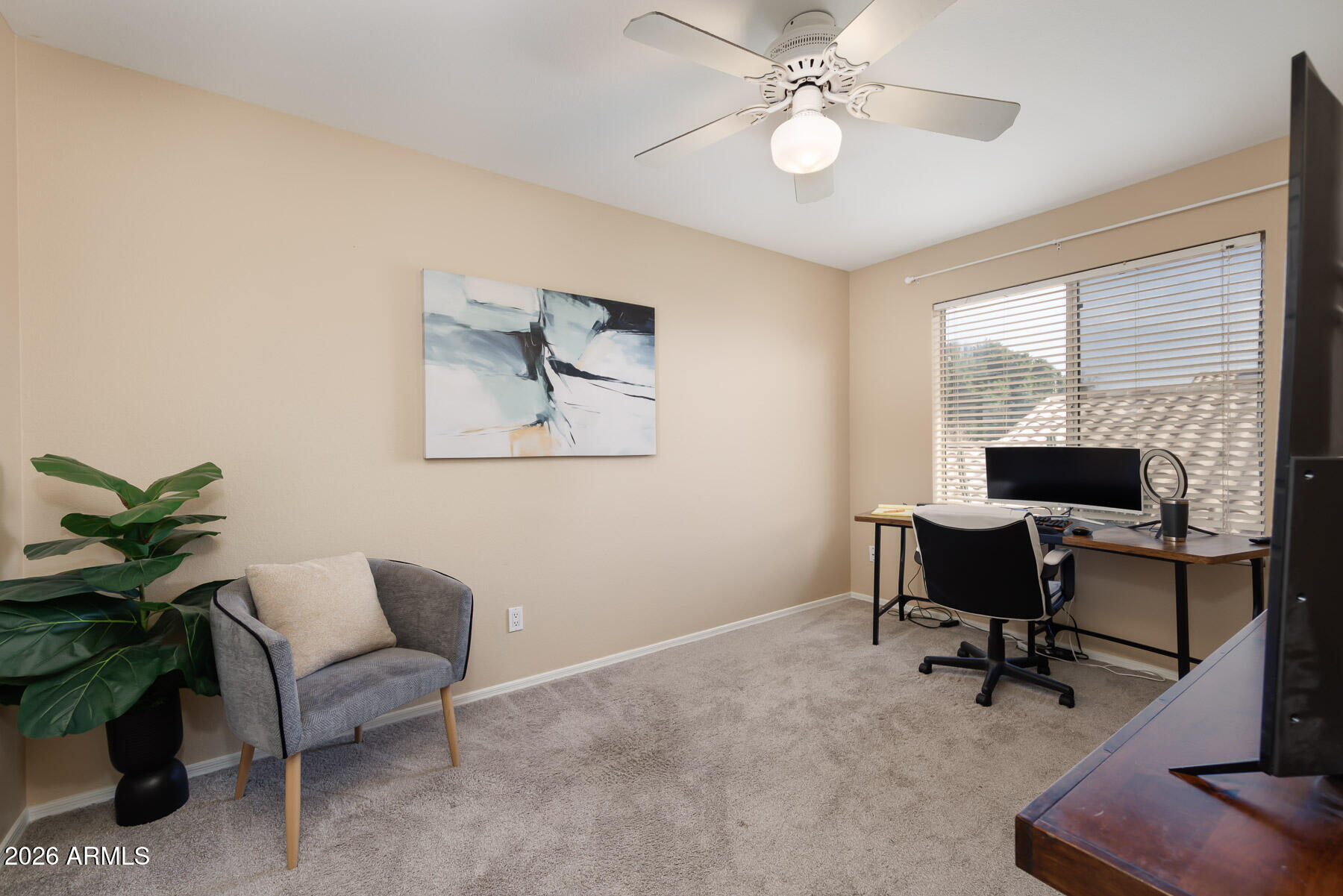 7452 W LOS GATOS Drive