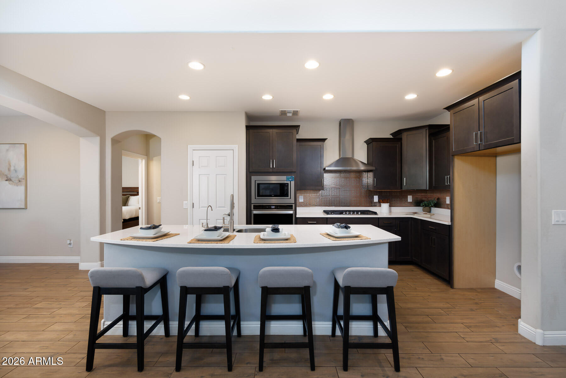 6352 W PLEASANT OAK Court