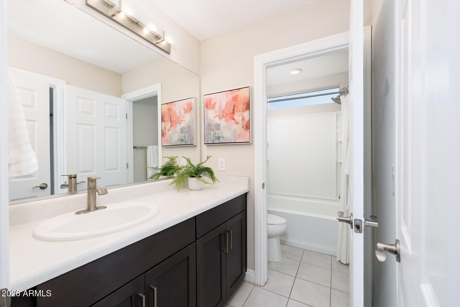 6352 W PLEASANT OAK Court