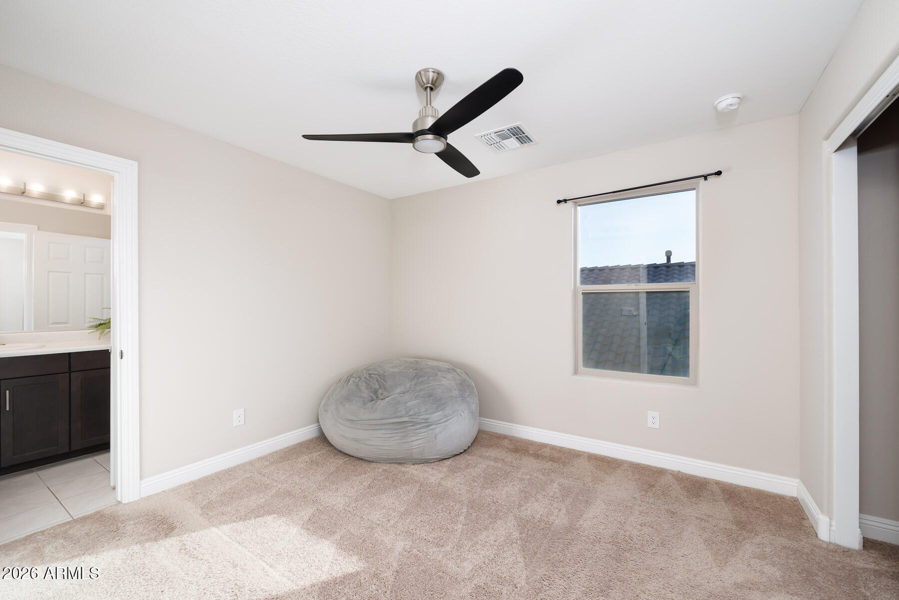 6352 W PLEASANT OAK Court