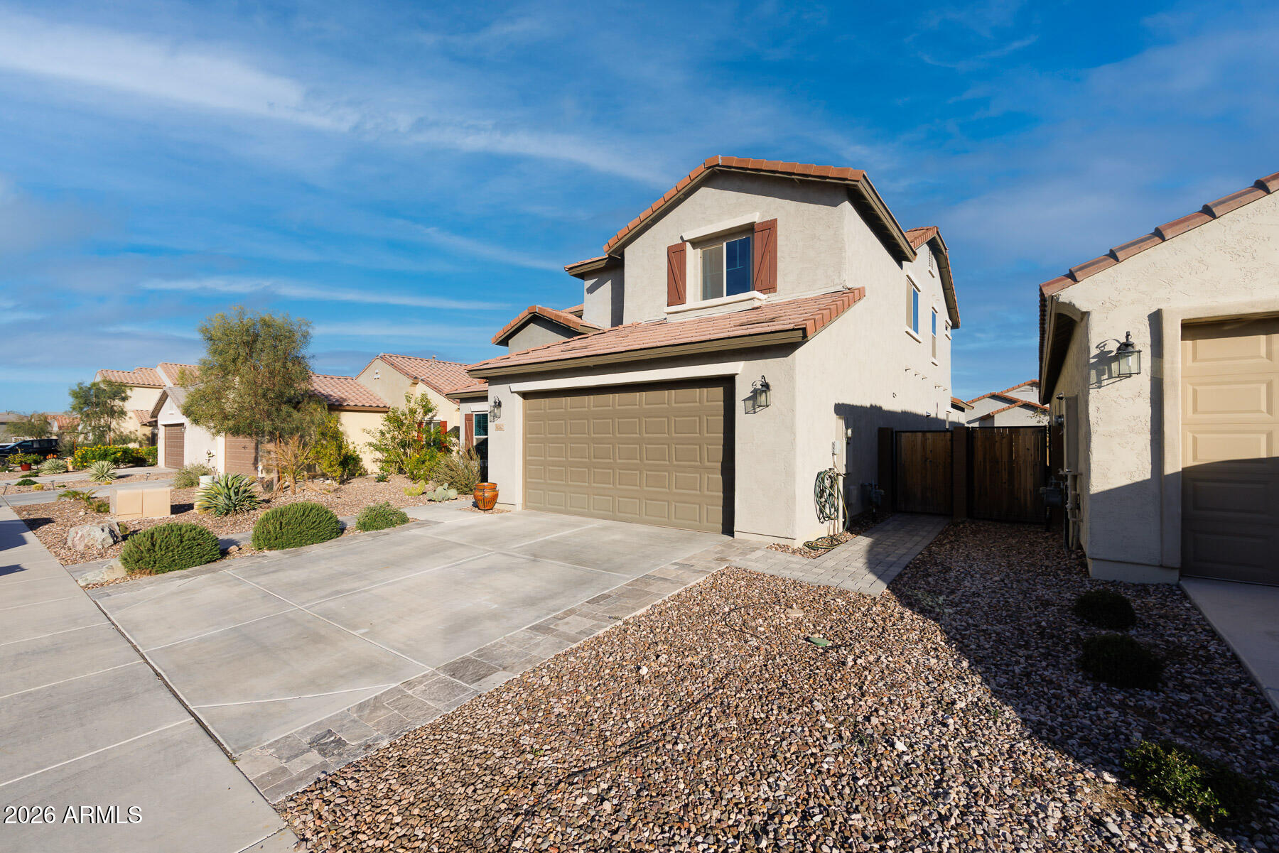 6352 W PLEASANT OAK Court