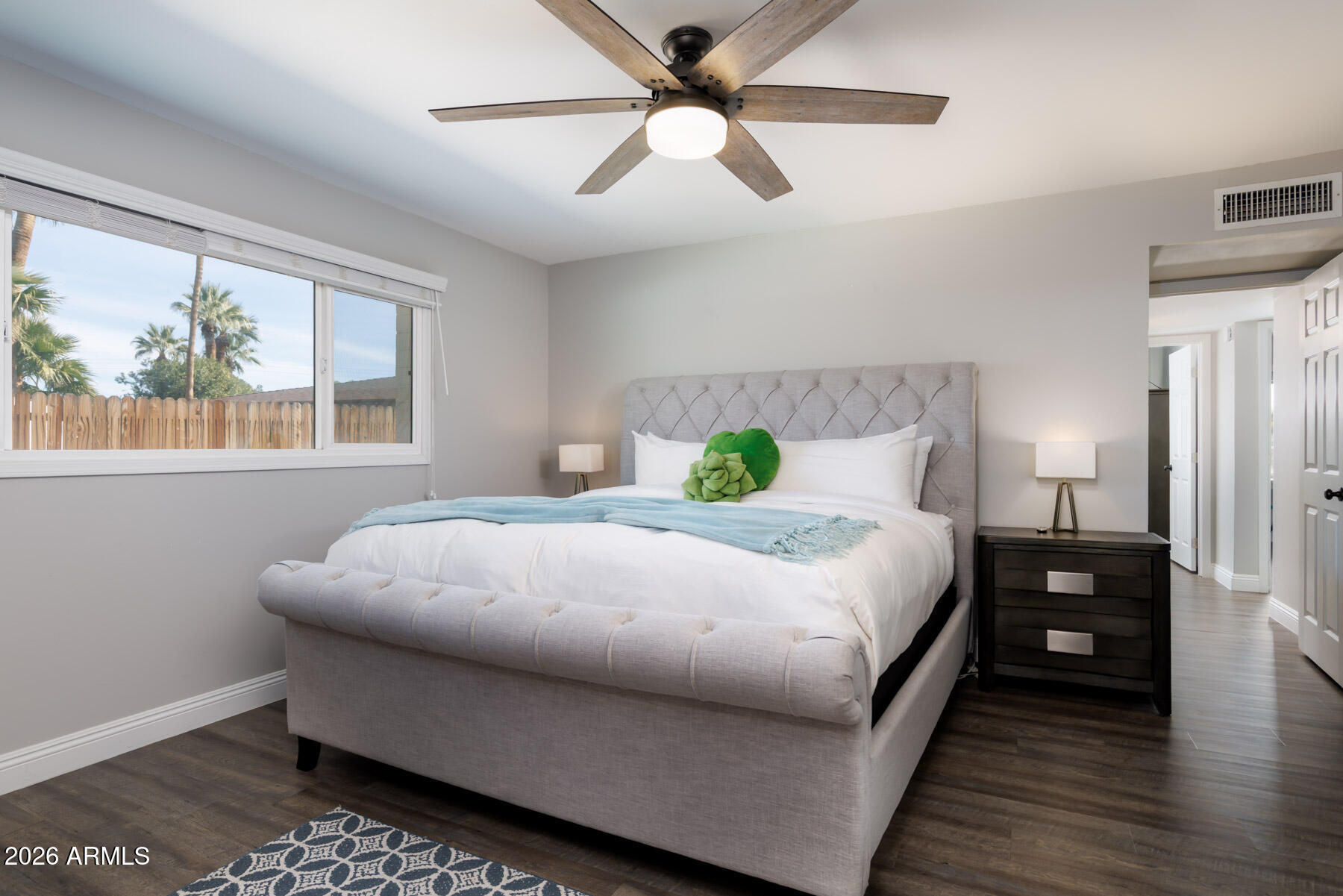 8714 E MACKENZIE Drive