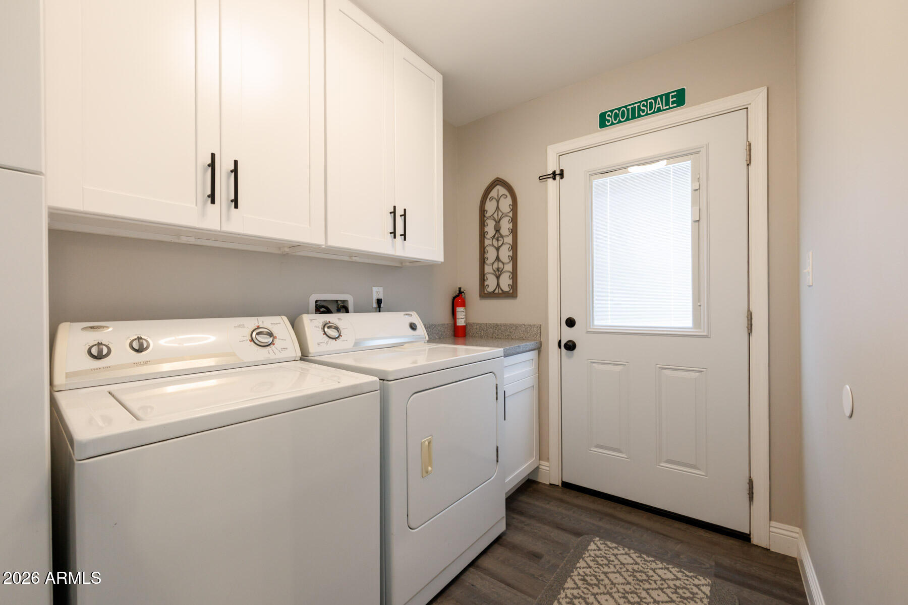 8714 E MACKENZIE Drive