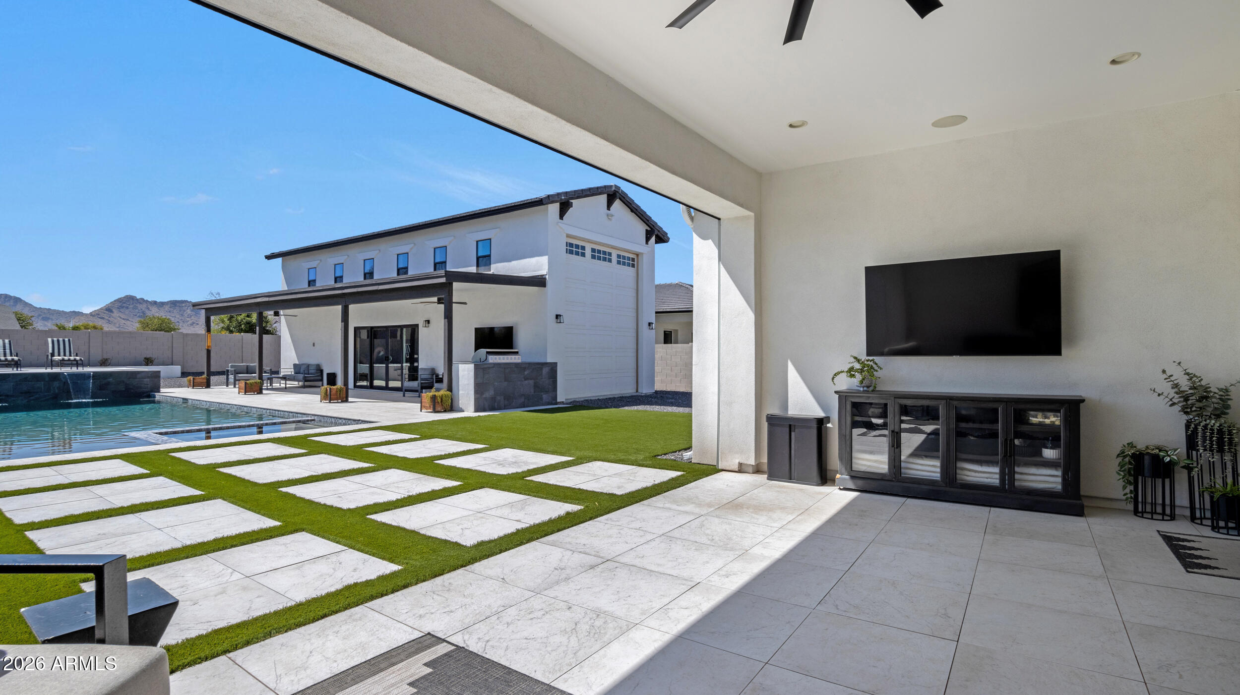 20689 E PUMMELOS Road