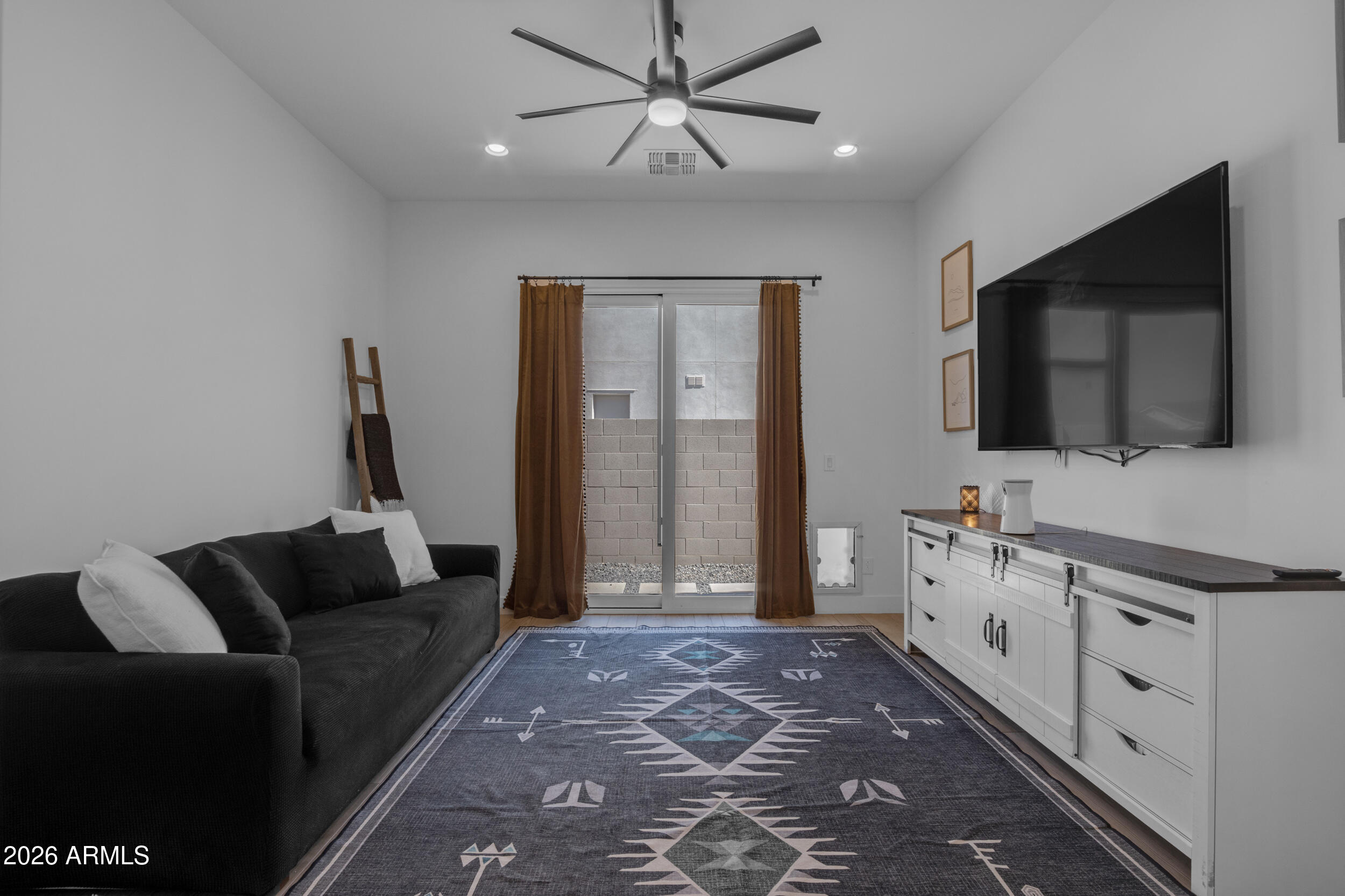 20689 E PUMMELOS Road