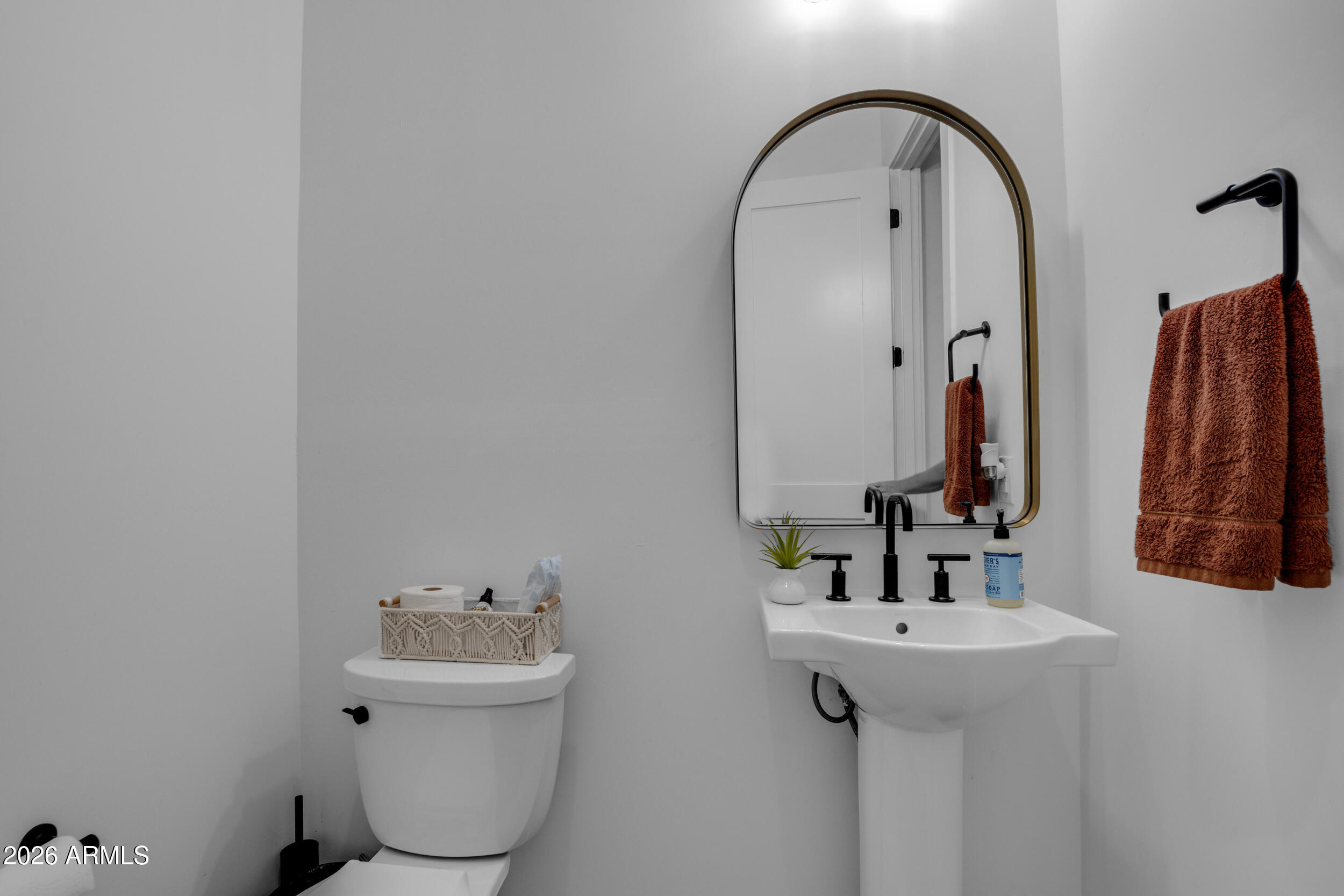 20689 E PUMMELOS Road