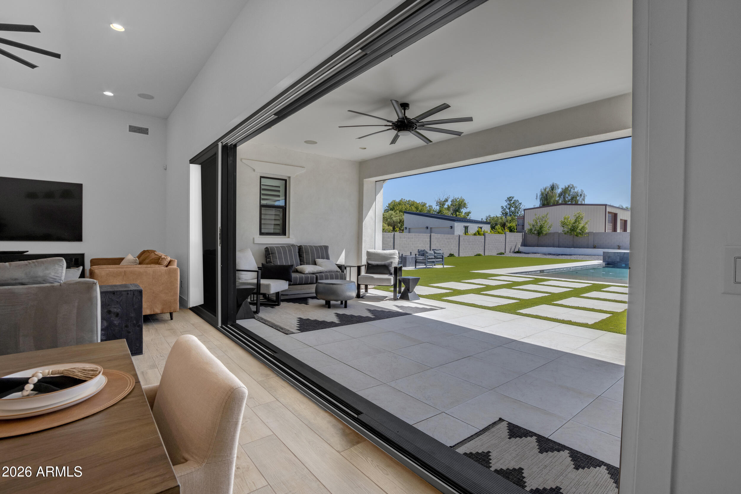 20689 E PUMMELOS Road