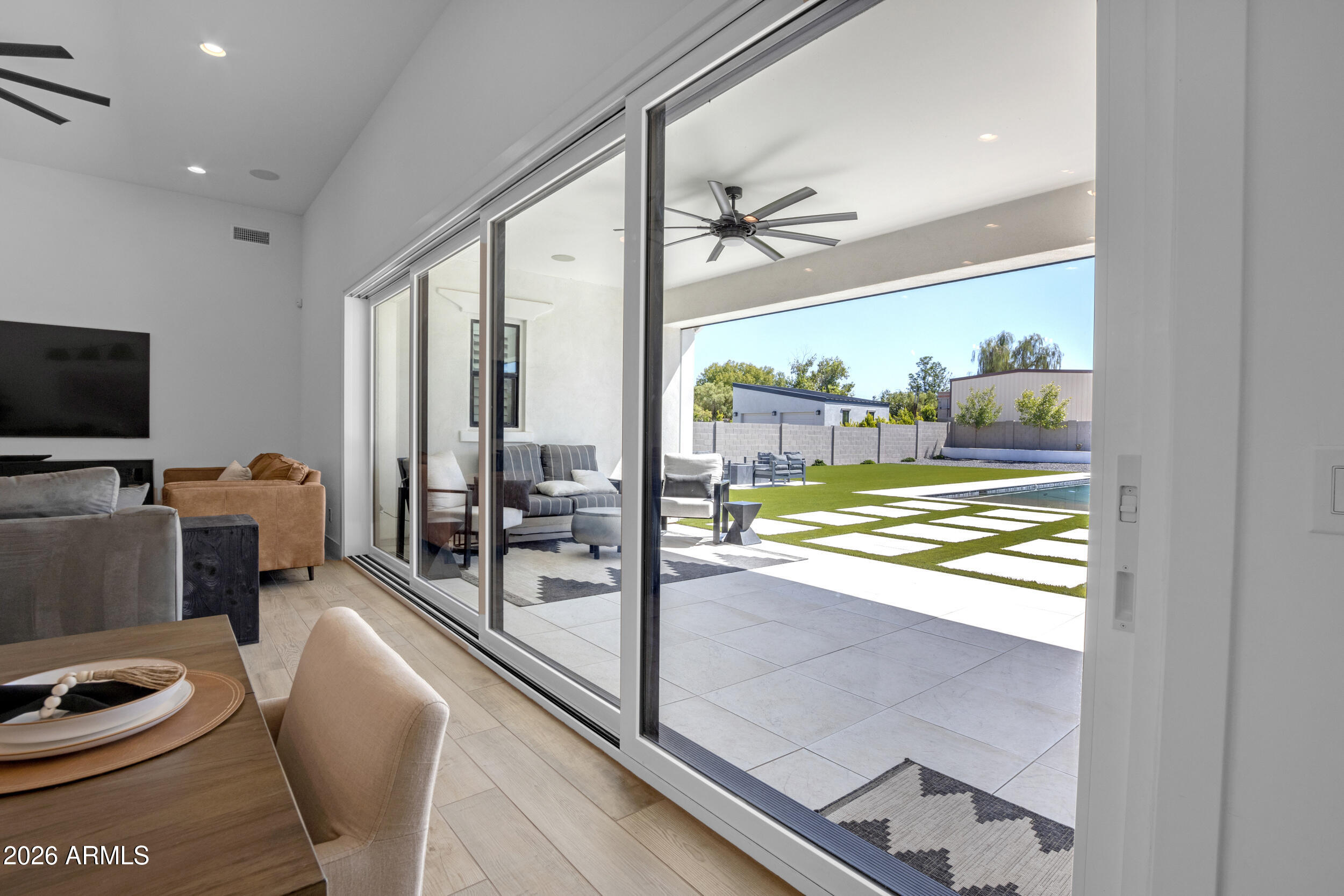 20689 E PUMMELOS Road