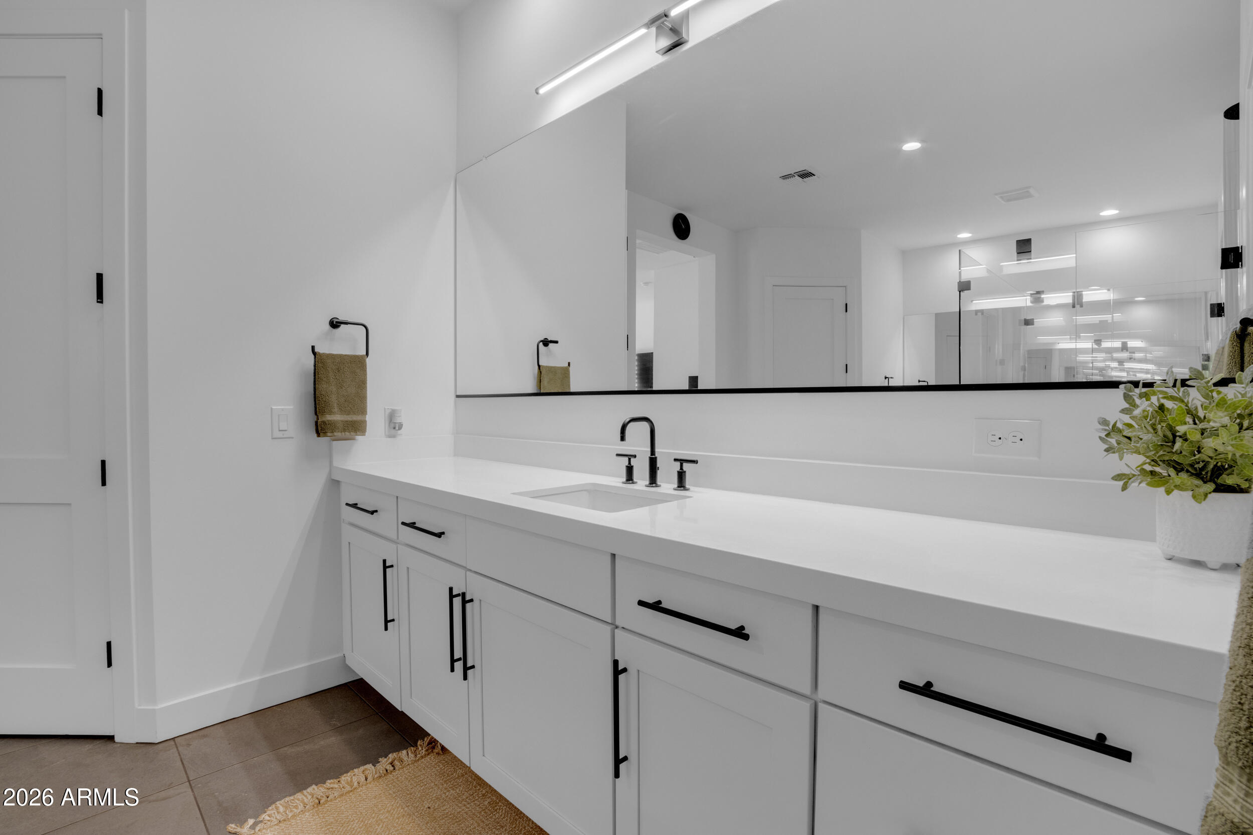 20689 E PUMMELOS Road