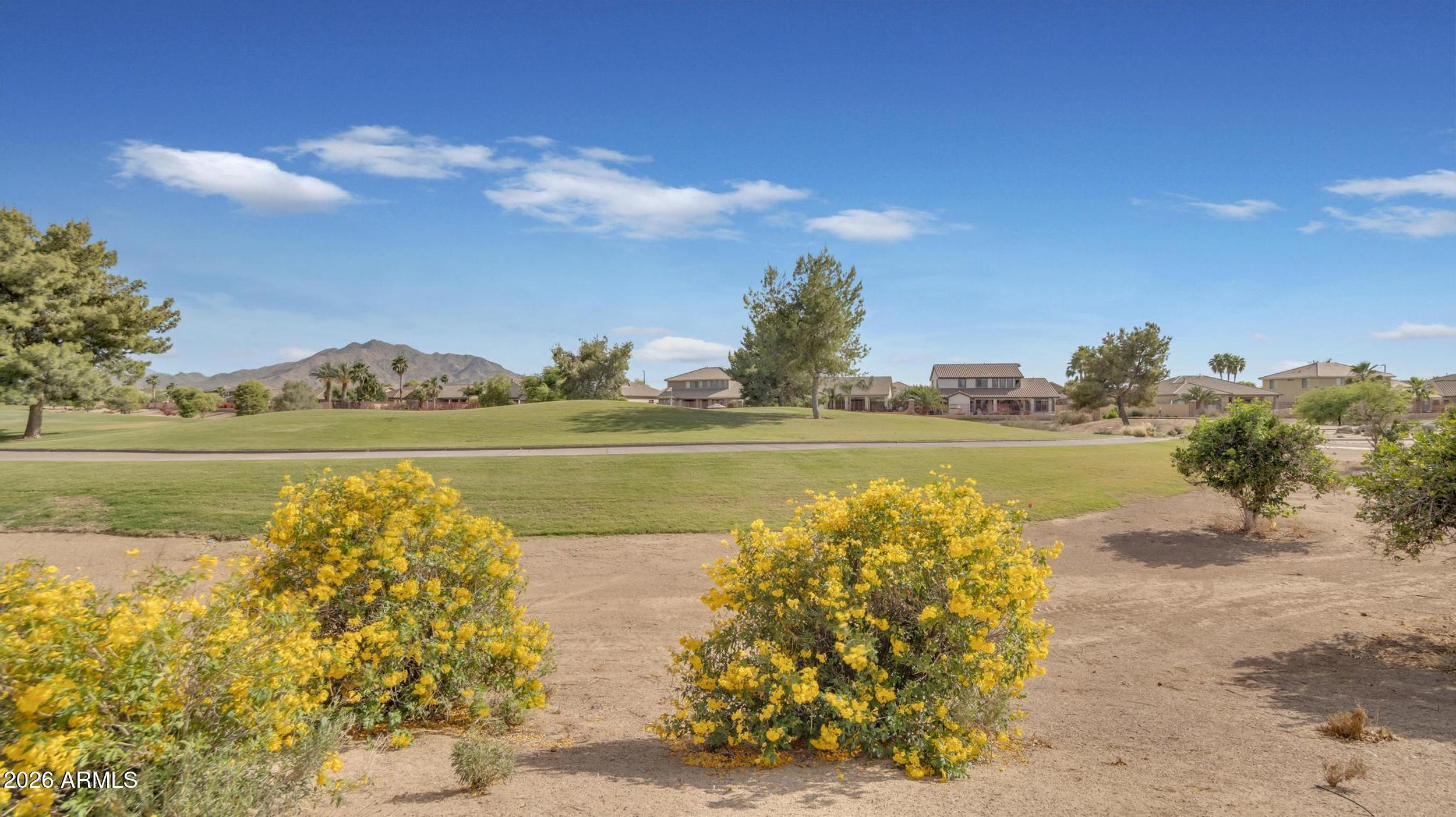 4167 E DUBOIS Avenue