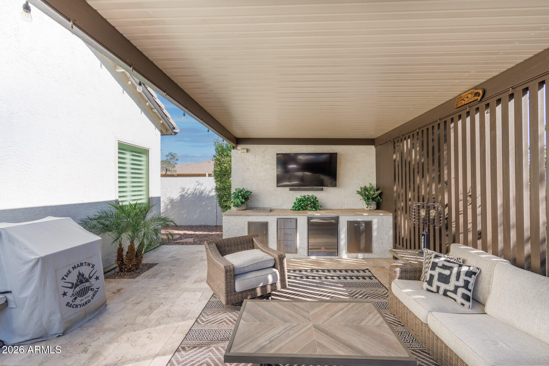 4167 E DUBOIS Avenue