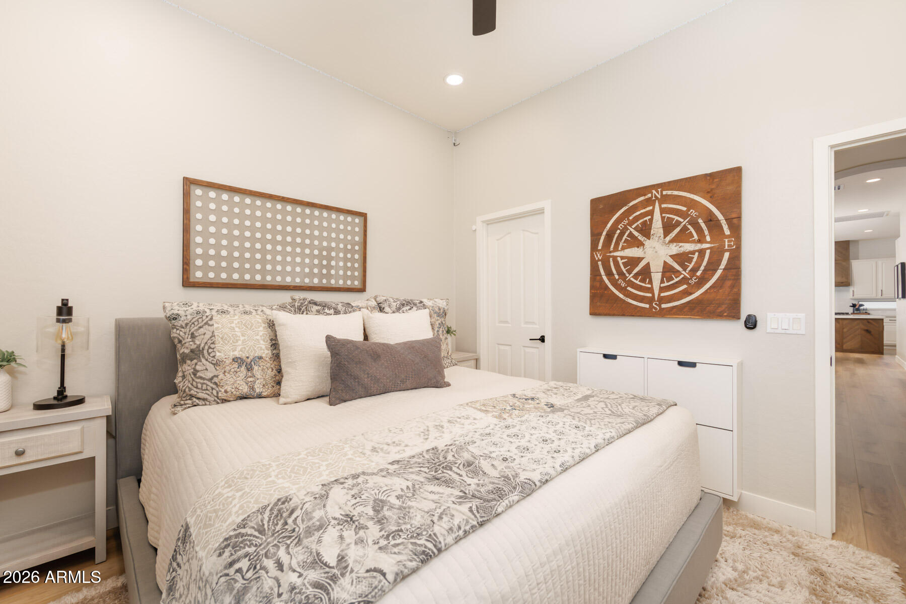 4167 E DUBOIS Avenue