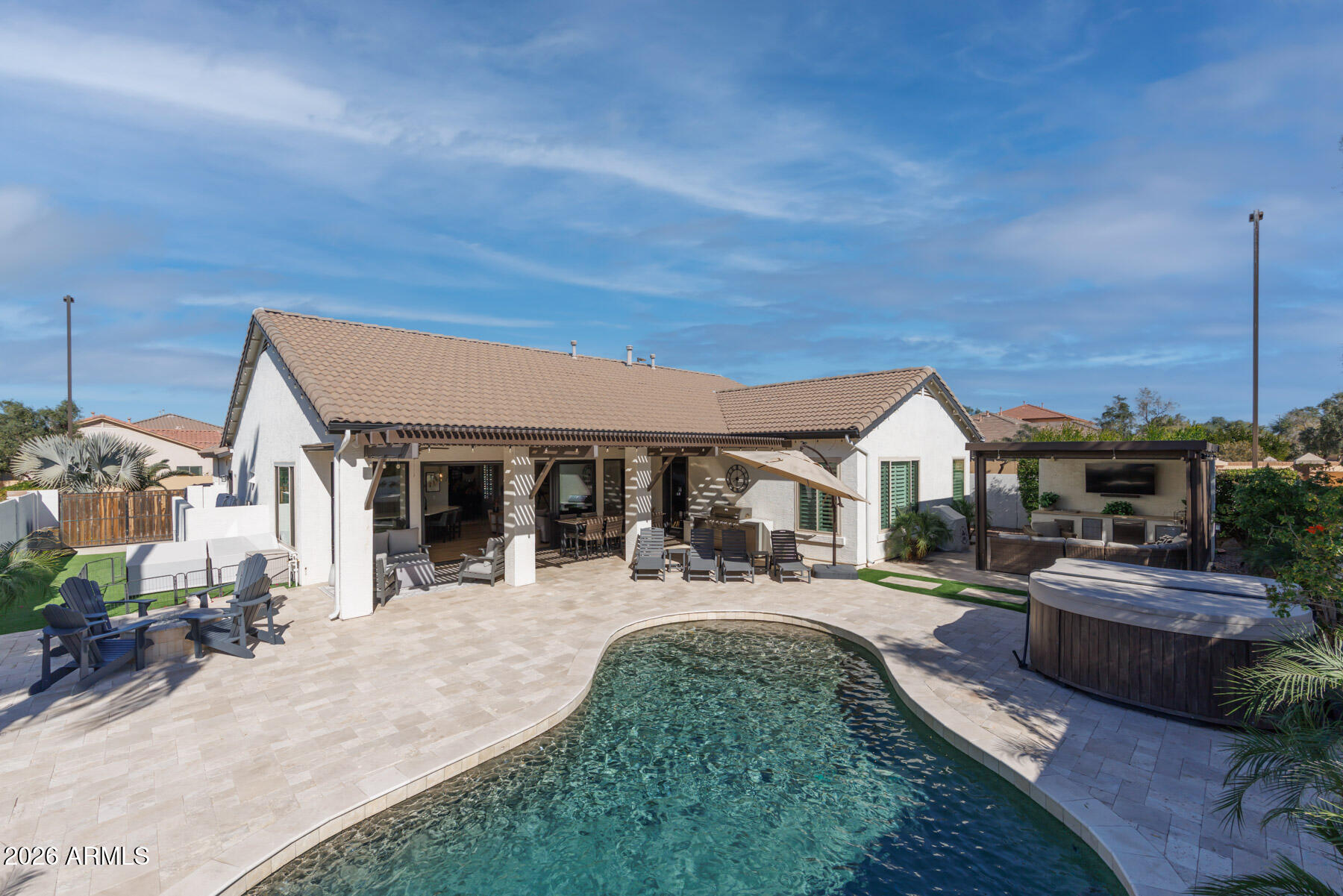 4167 E DUBOIS Avenue