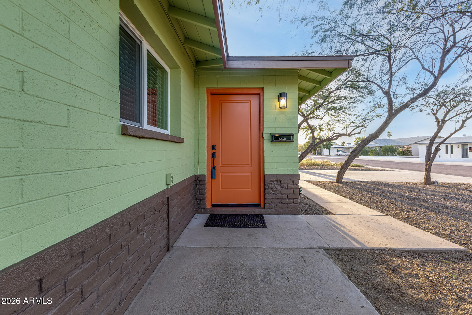 1233 E BROADMOR Drive