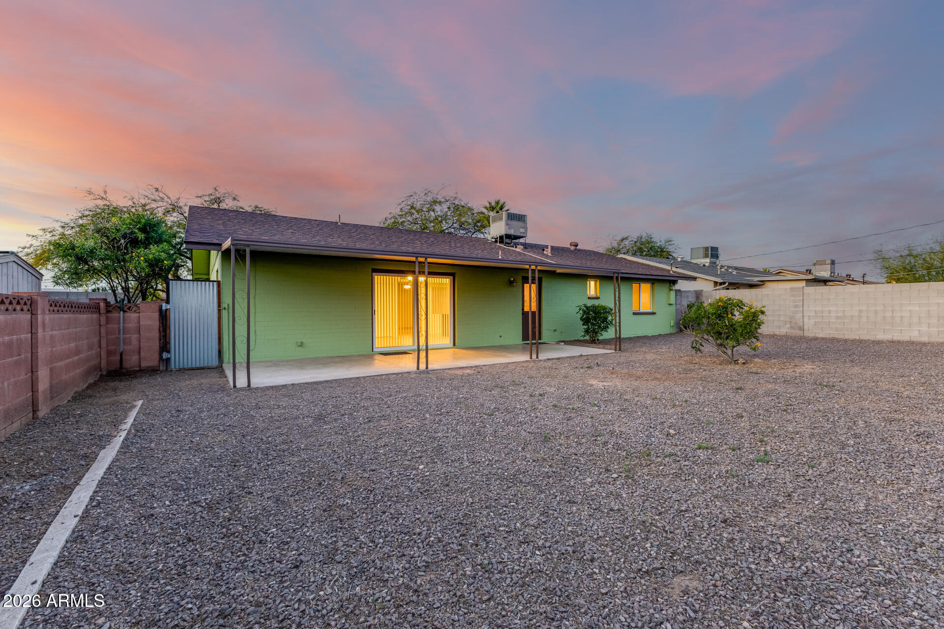 1233 E BROADMOR Drive