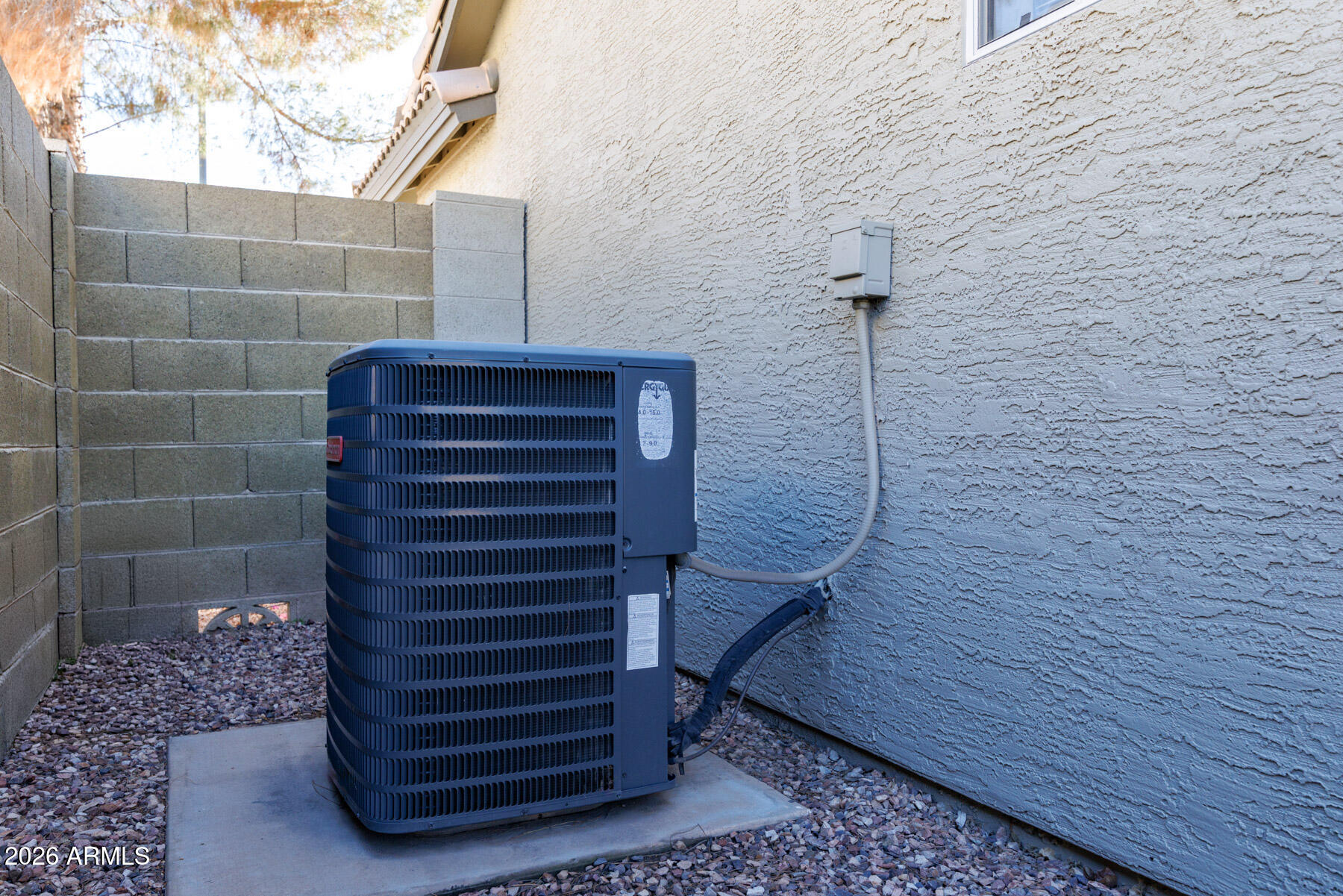 824 S EVERGREEN Street