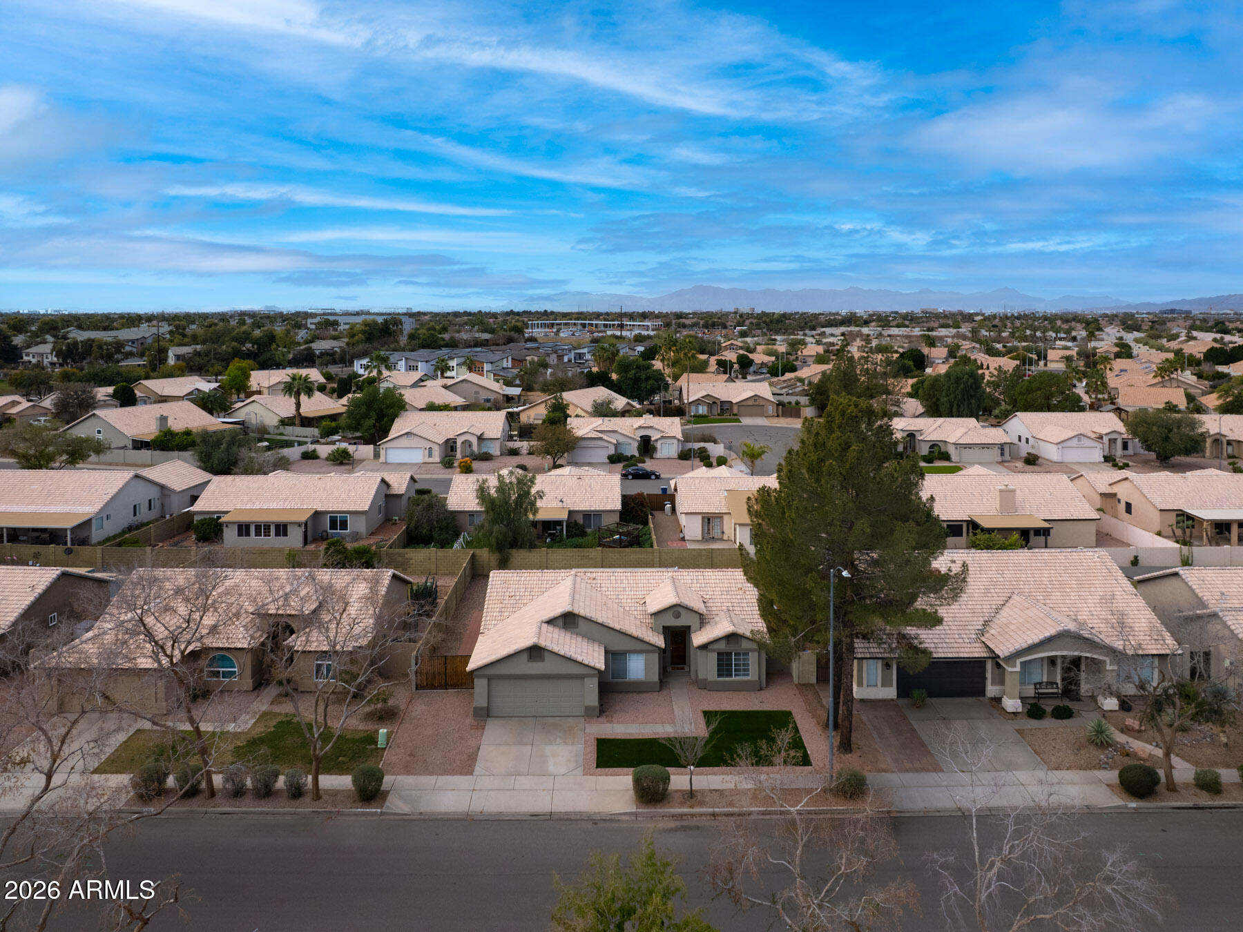 824 S EVERGREEN Street