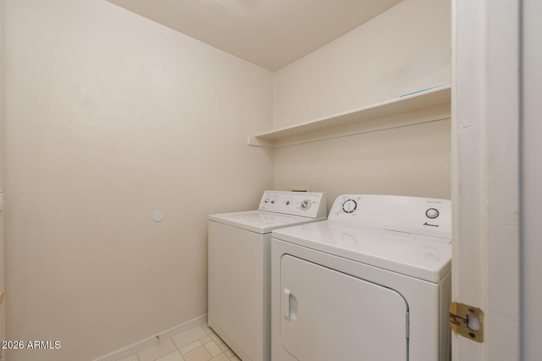 824 S EVERGREEN Street