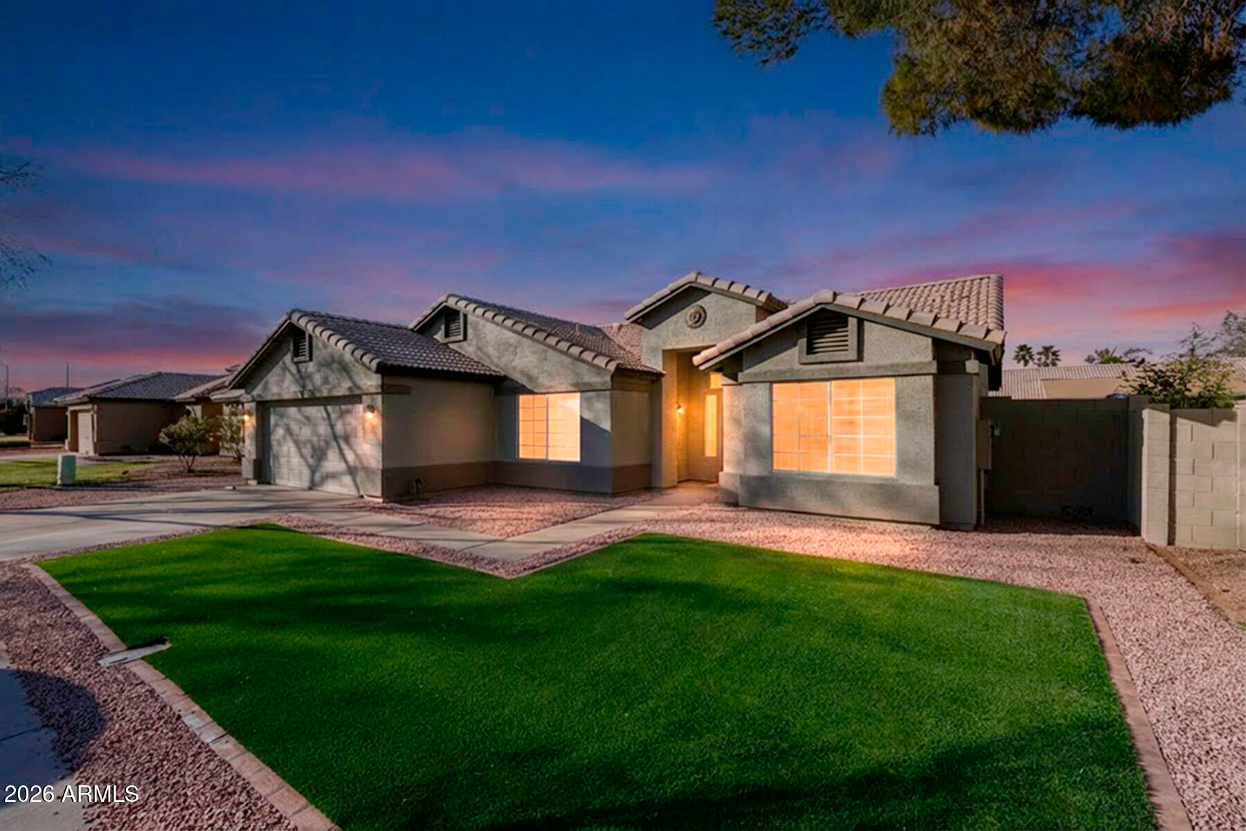 824 S EVERGREEN Street