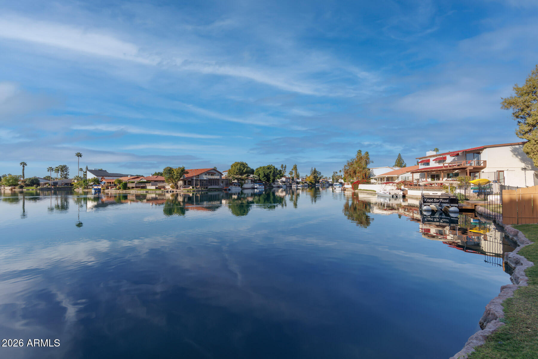 1506 E NORTHSHORE Drive