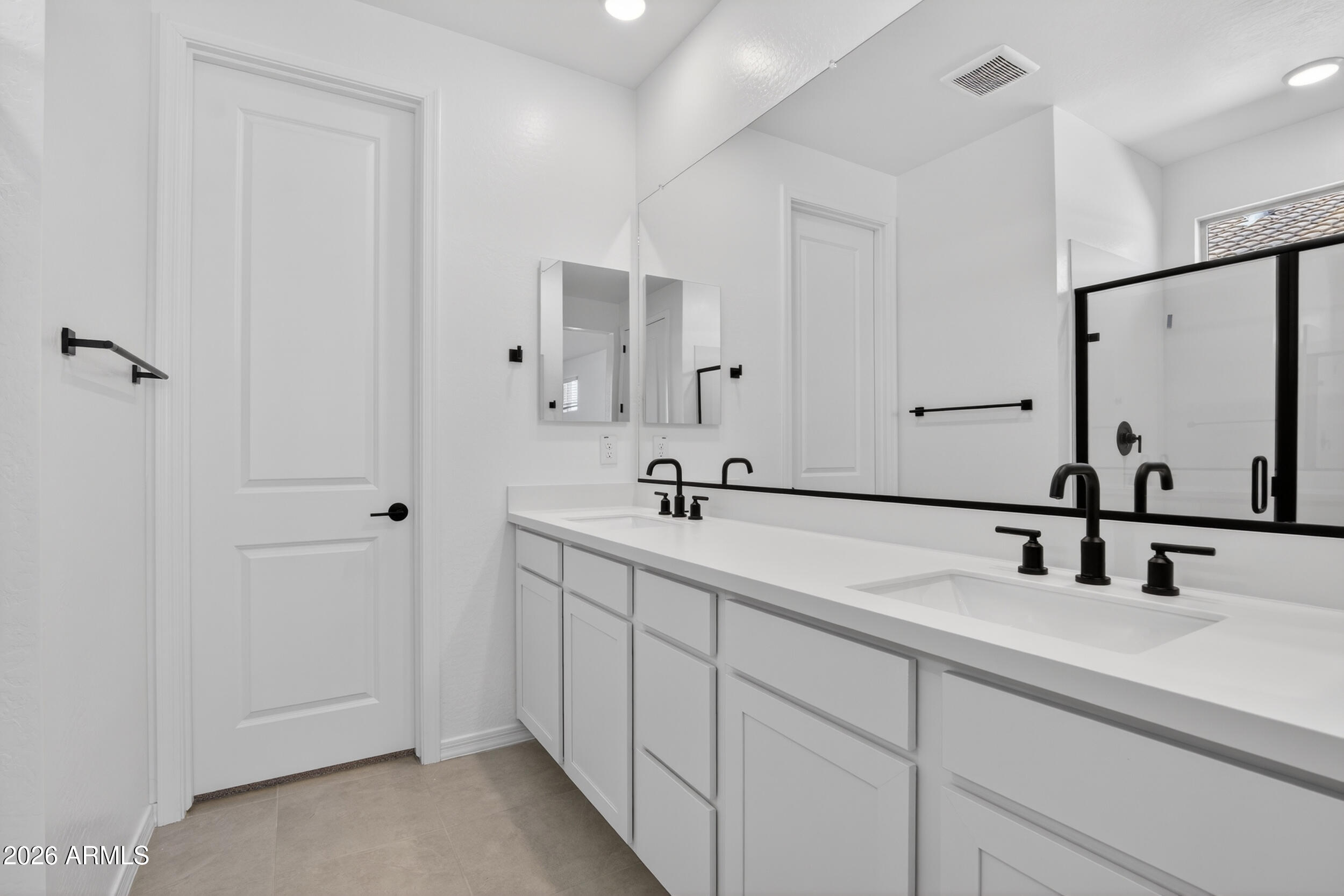 24244 W RAYMOND Street