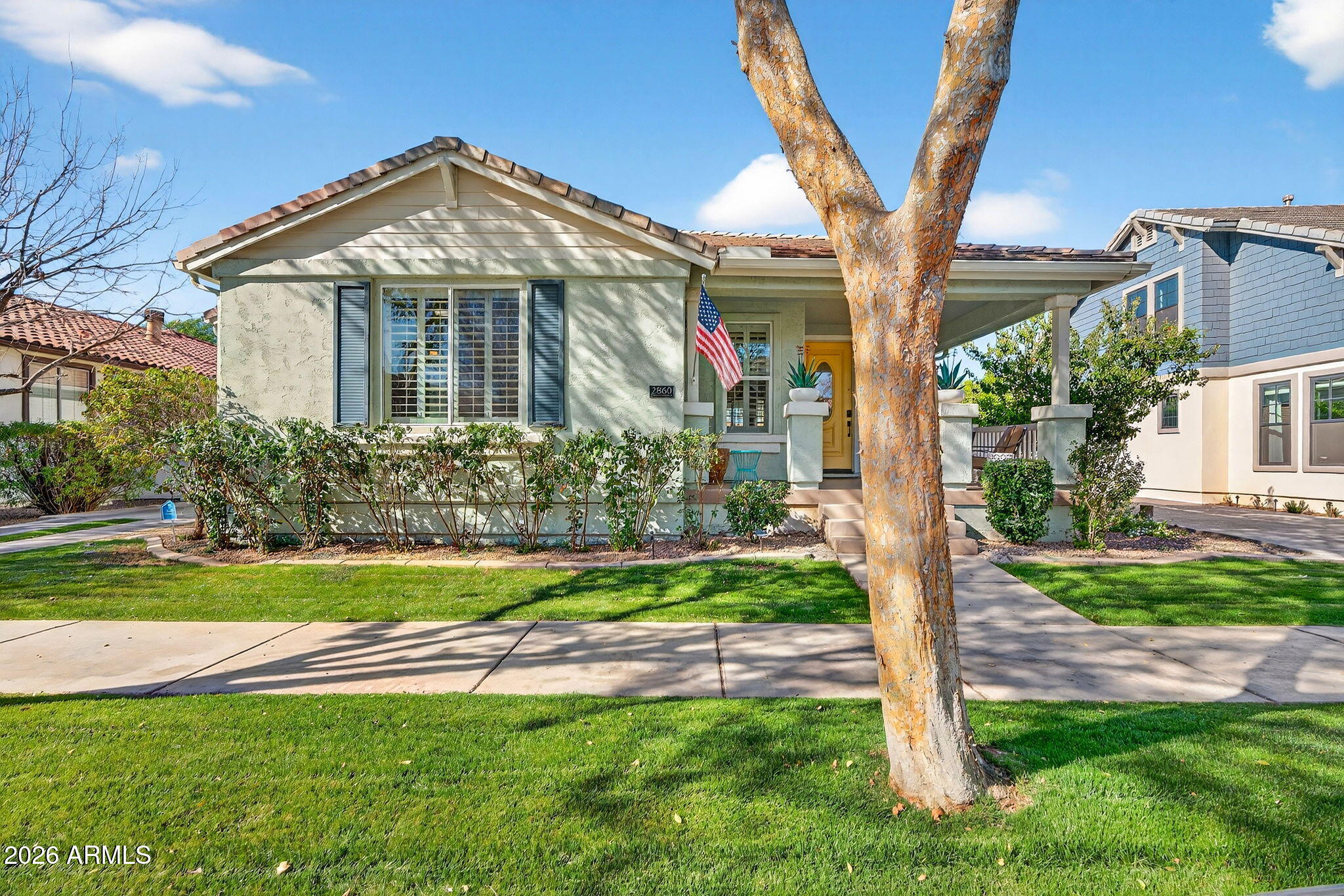 2860 E CAMELLIA Drive