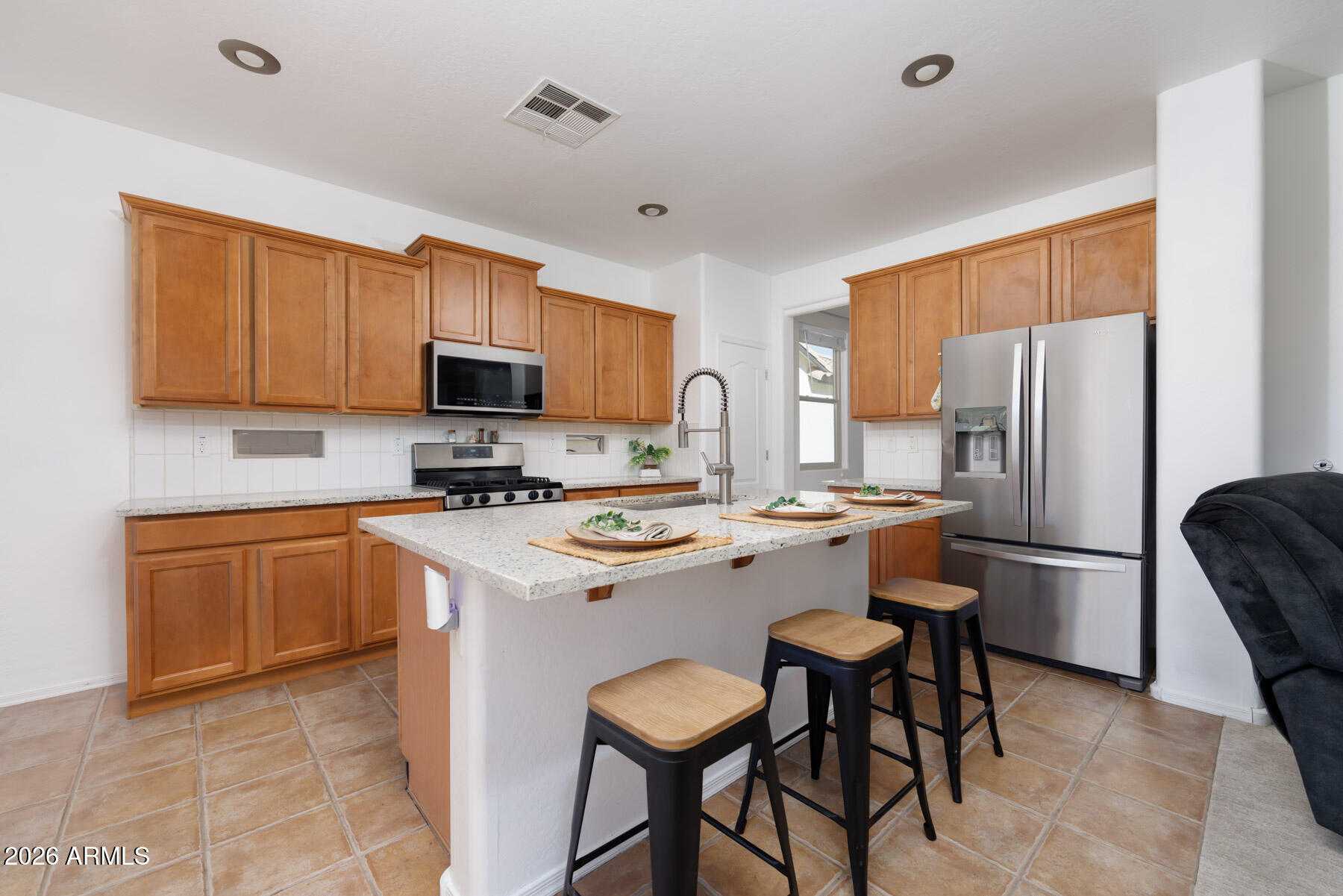 19403 E ARROWHEAD Trail