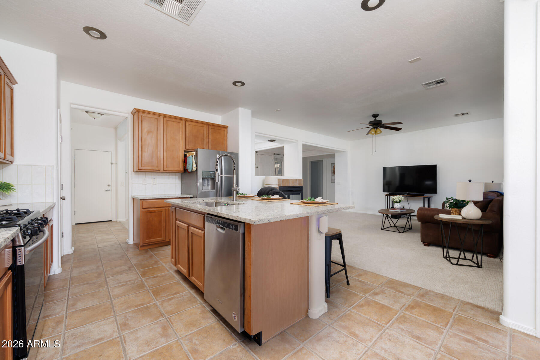 19403 E ARROWHEAD Trail