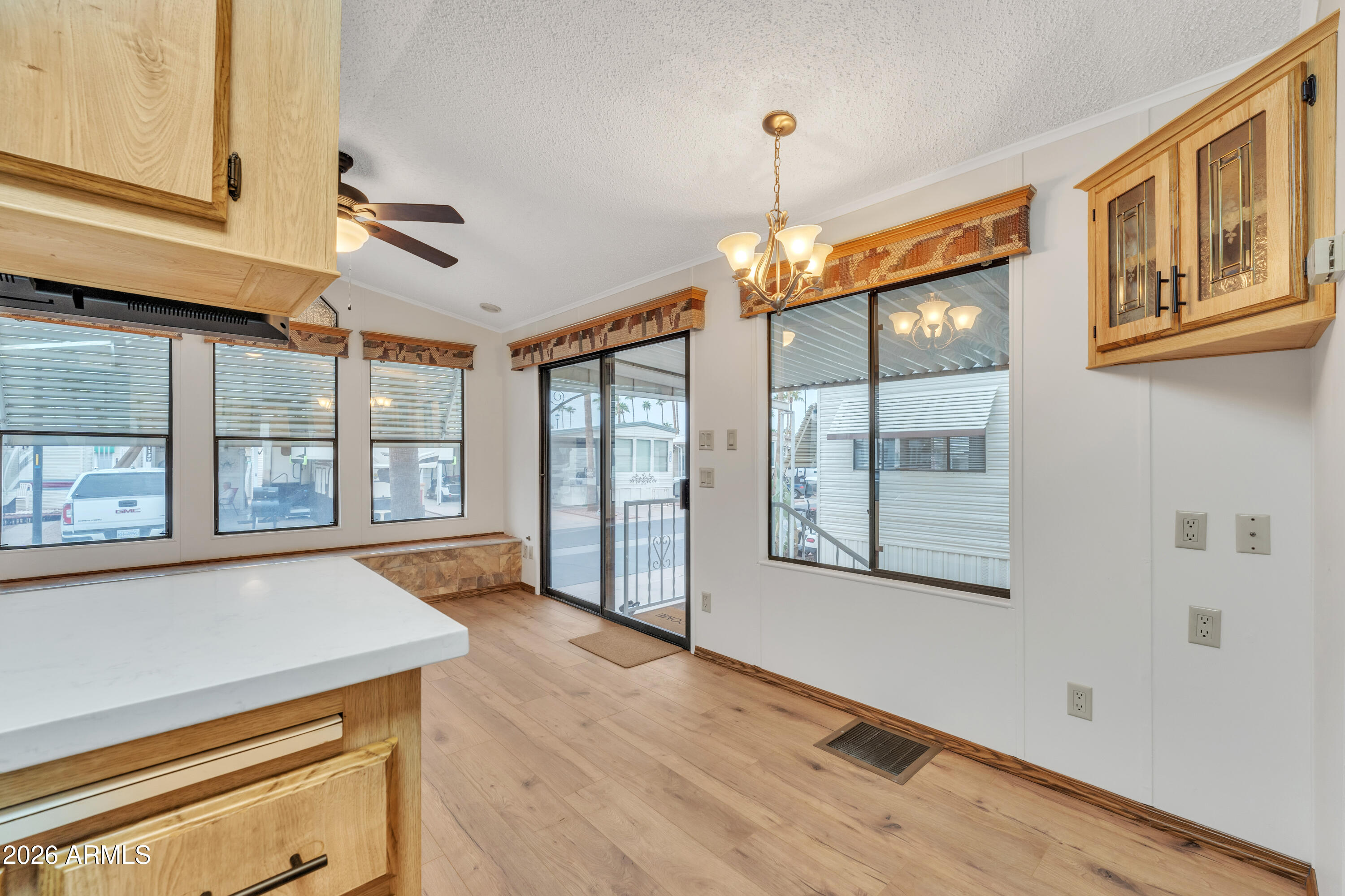1152 S SIOUX Drive