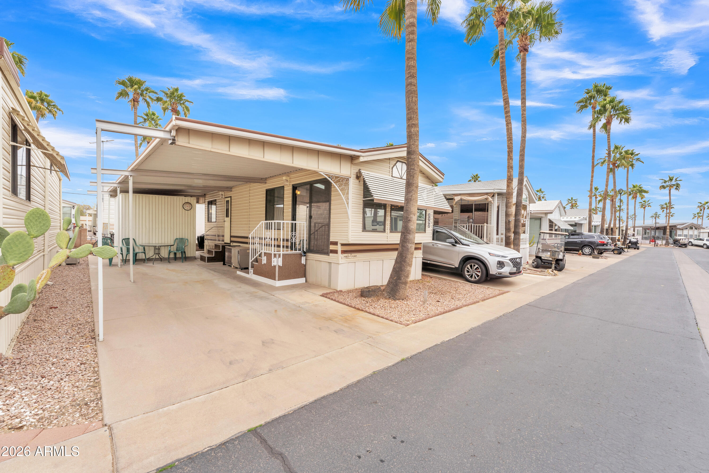 1152 S SIOUX Drive