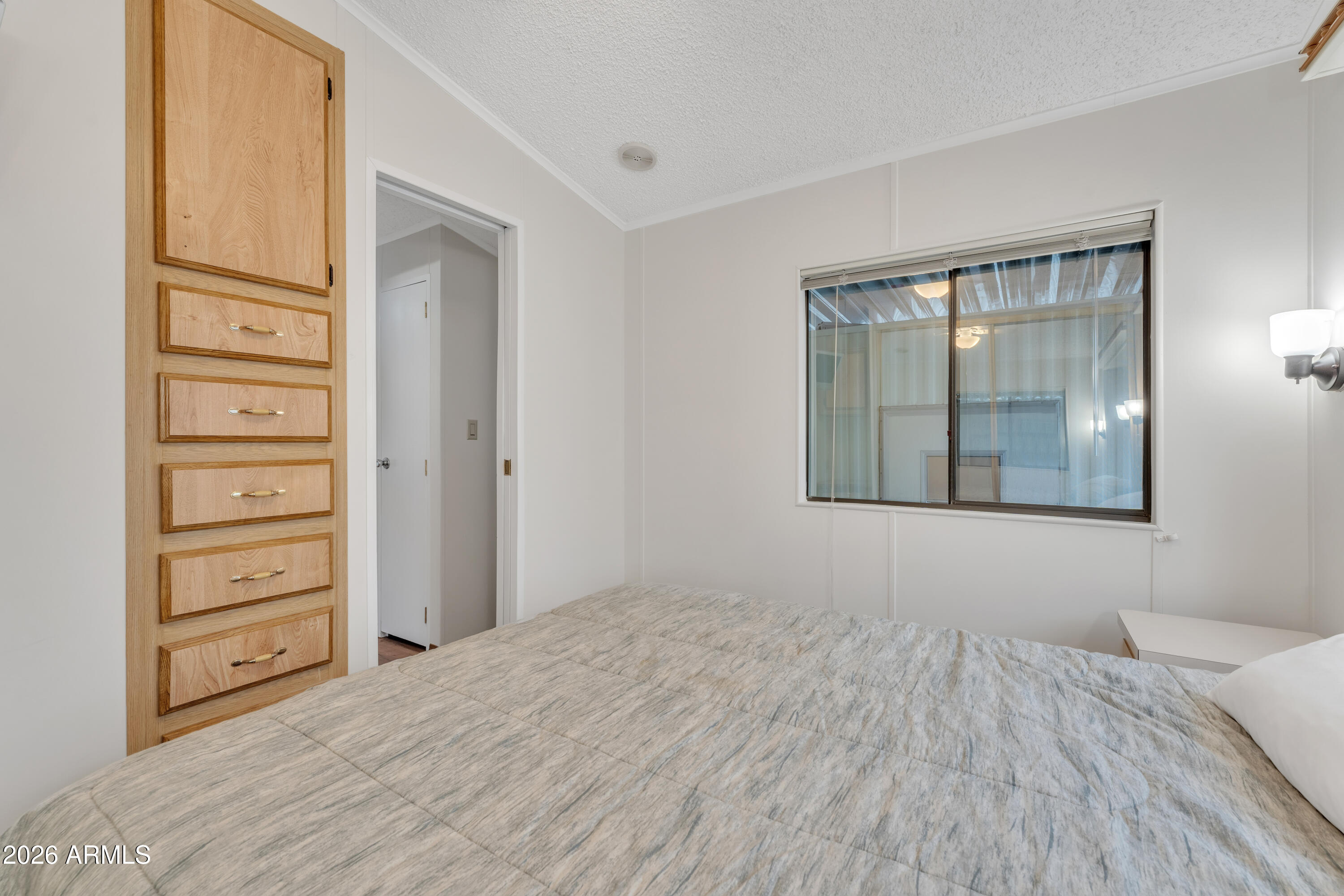 1152 S SIOUX Drive