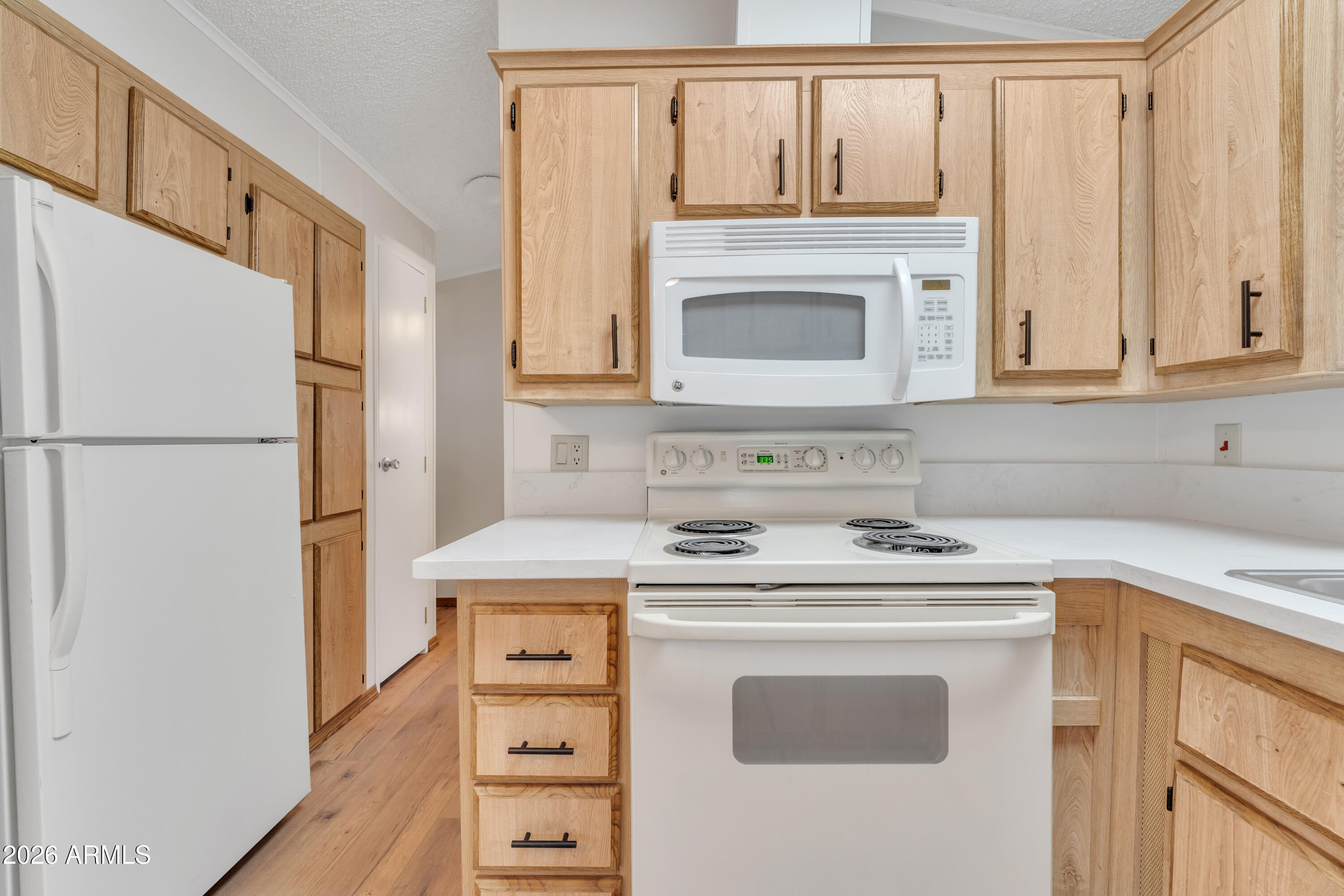1152 S SIOUX Drive