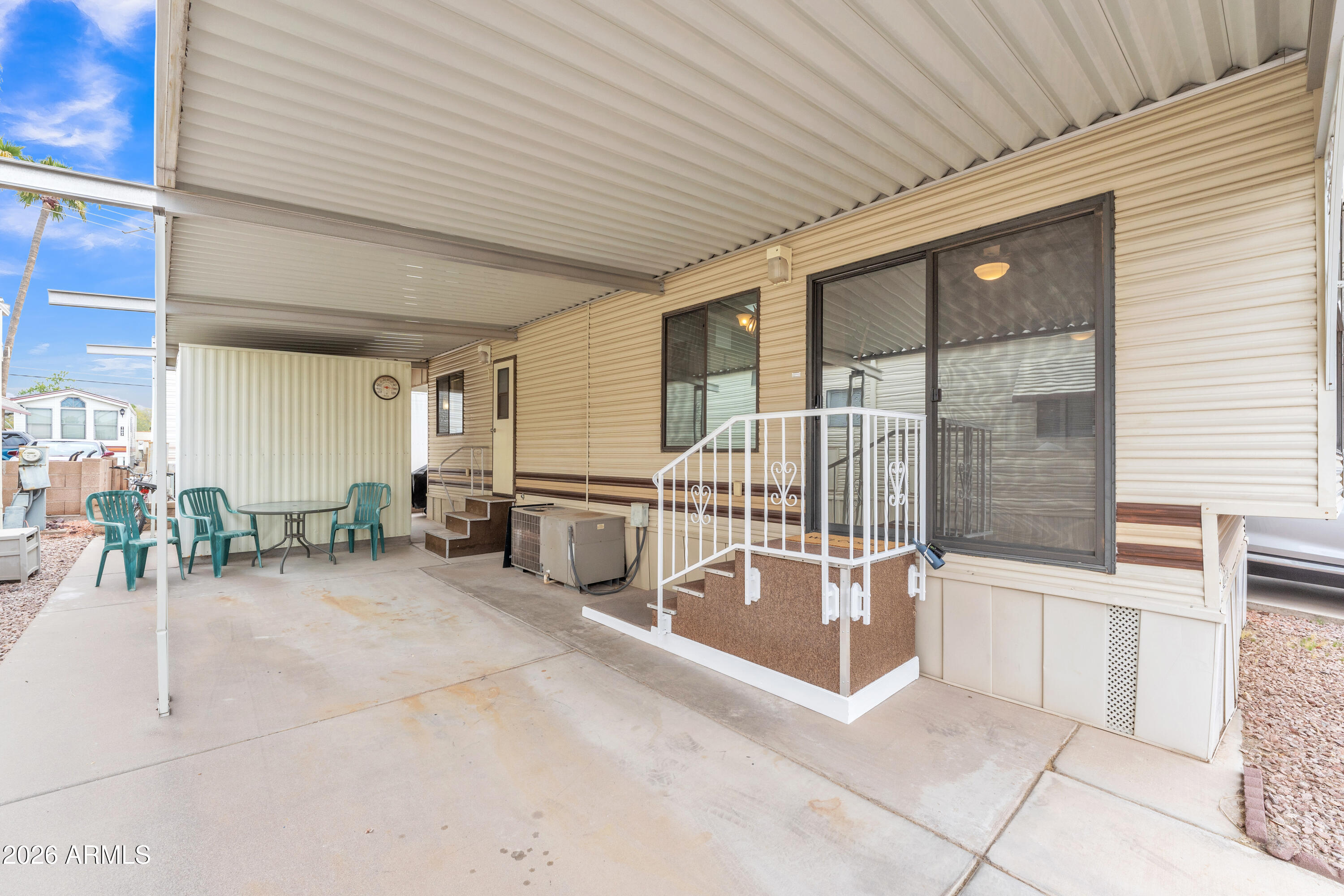 1152 S SIOUX Drive
