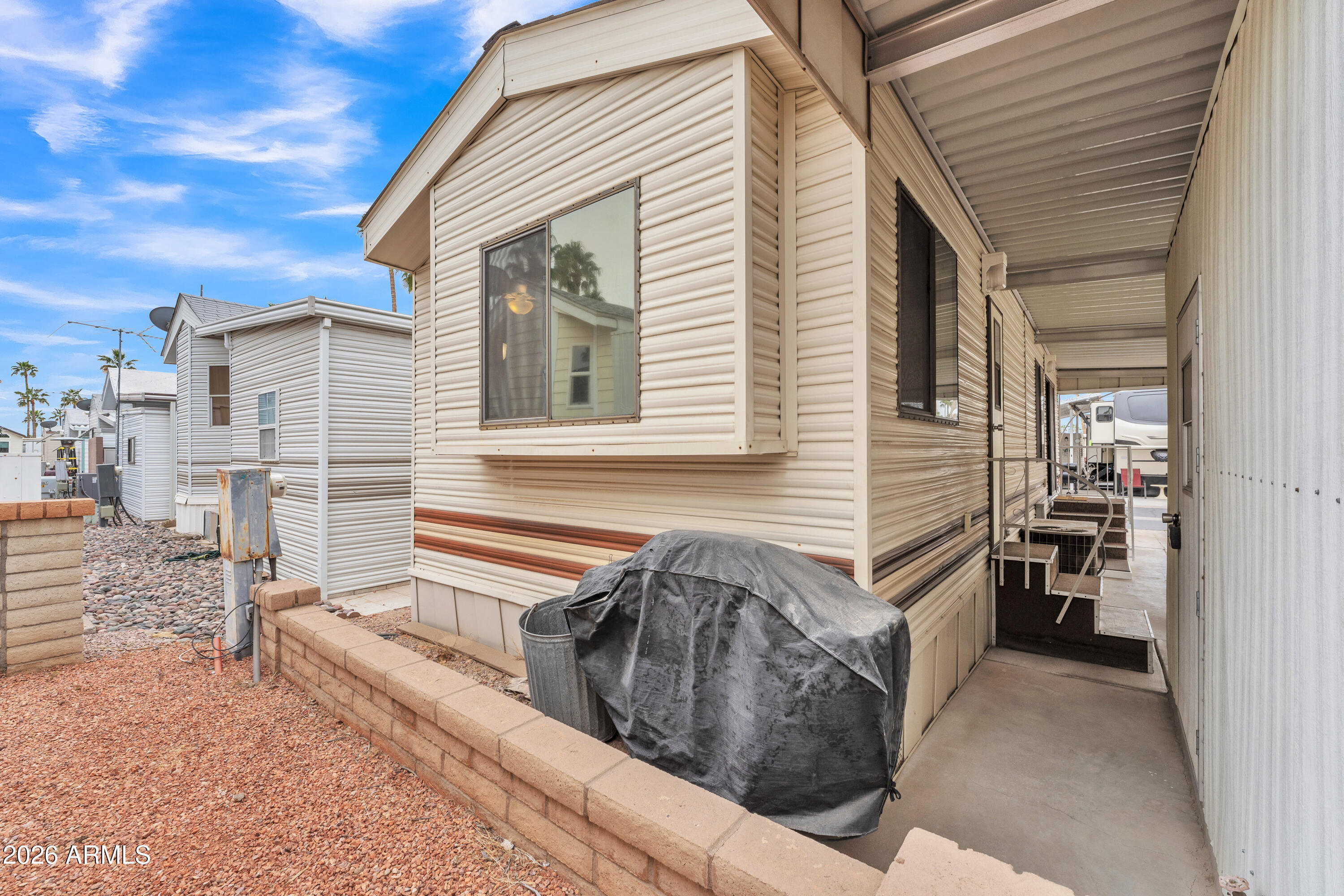 1152 S SIOUX Drive